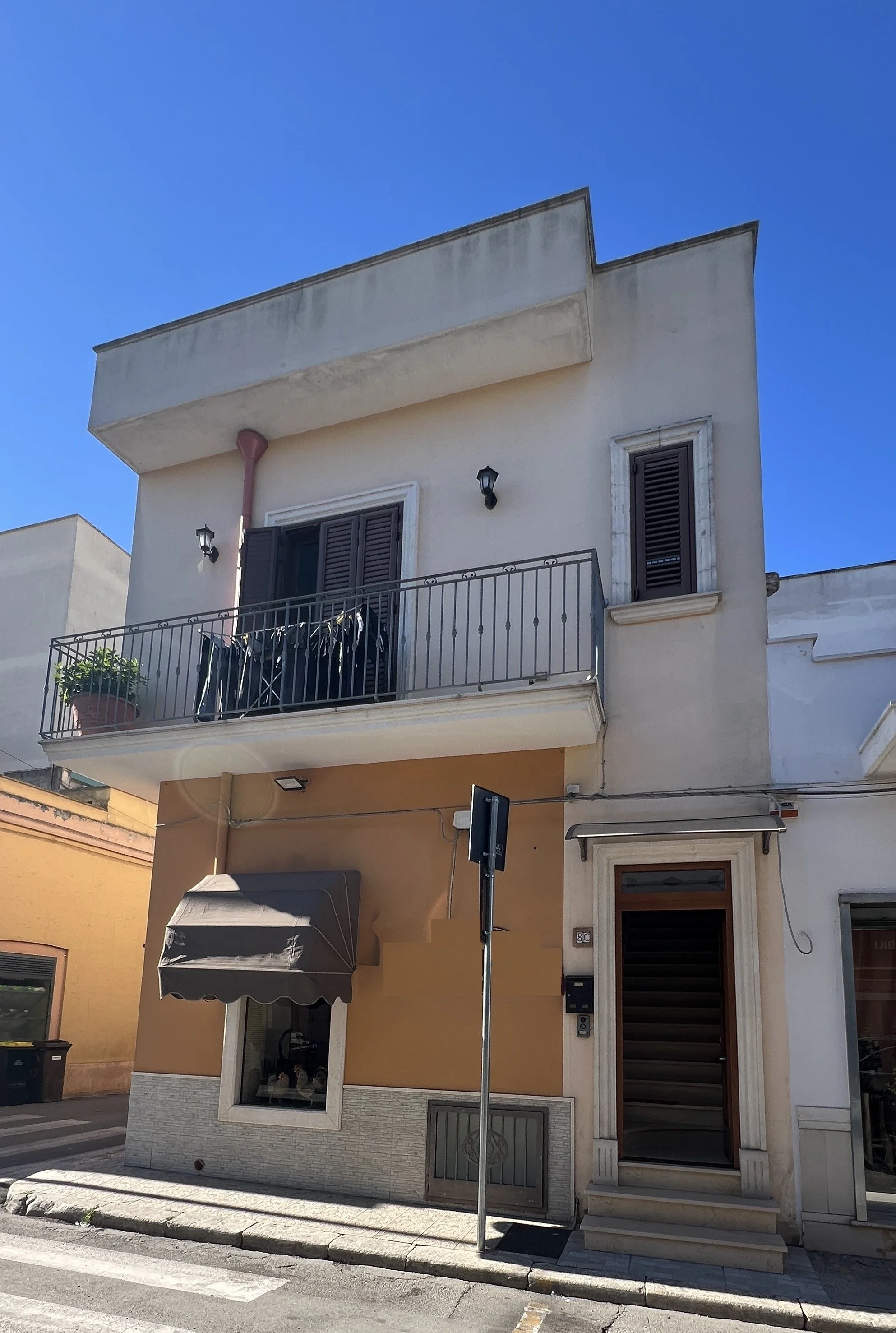 MANDURIA - VIA PER ORIA 8