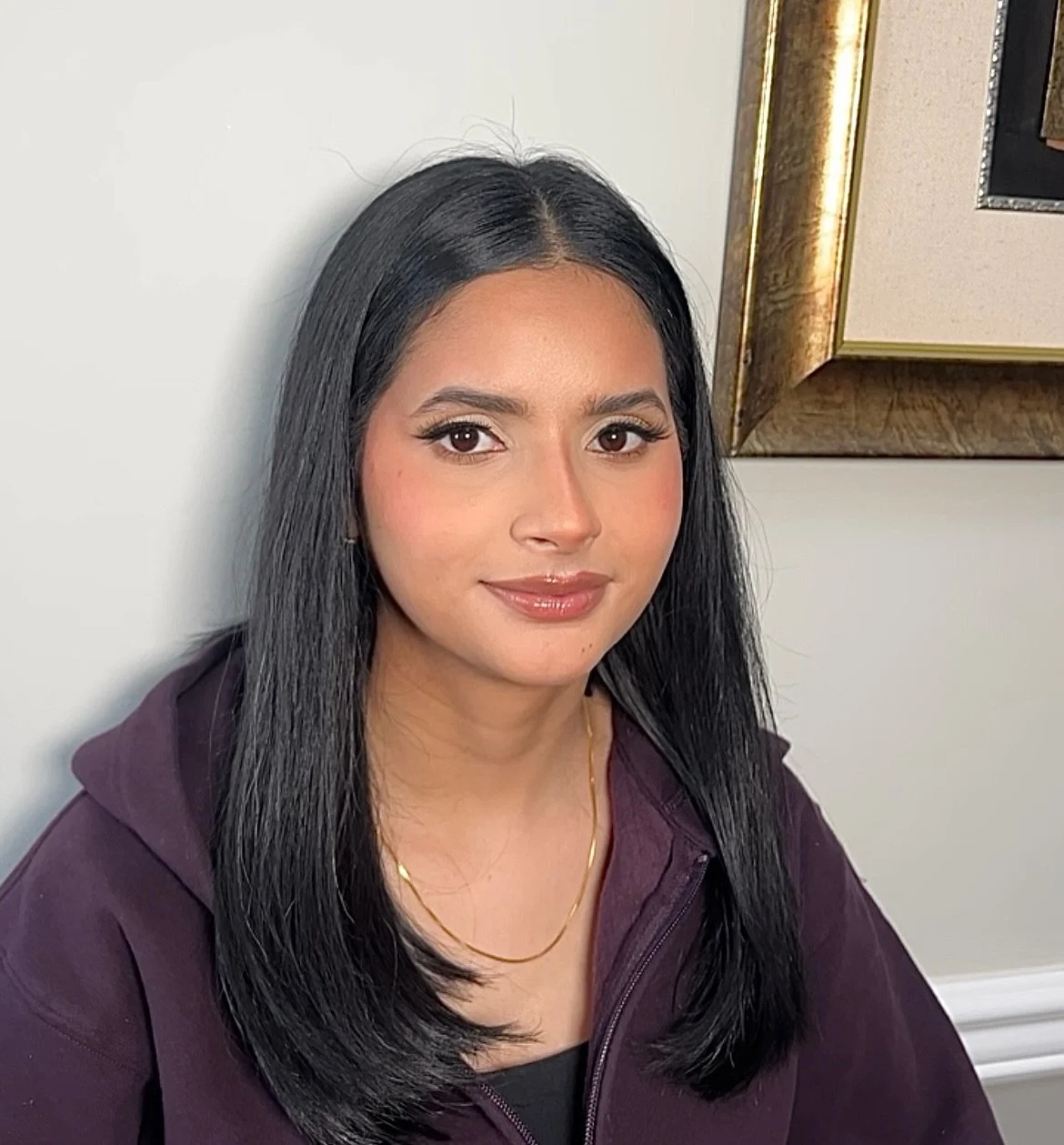 a clean wing and soft glam for Anjali🫶🏼 

key products used: 
face: 
@fentybeauty caramel cutie bronzer 
@rarebeauty happy blush 

eyes 
@makeupbymario master mattes 
@stilacosmetics liquid liner 
@nudestix cocoa eye shadow stick 
@ardellbeauty wis