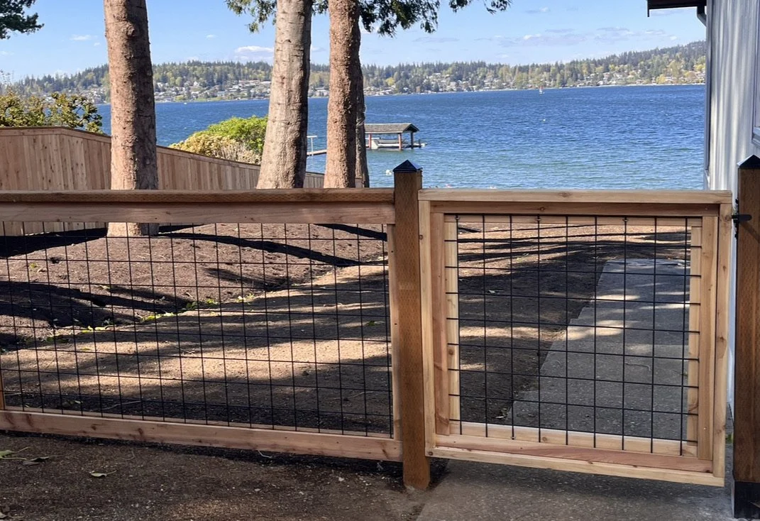 Black Hogwire Cedar-Trimmed