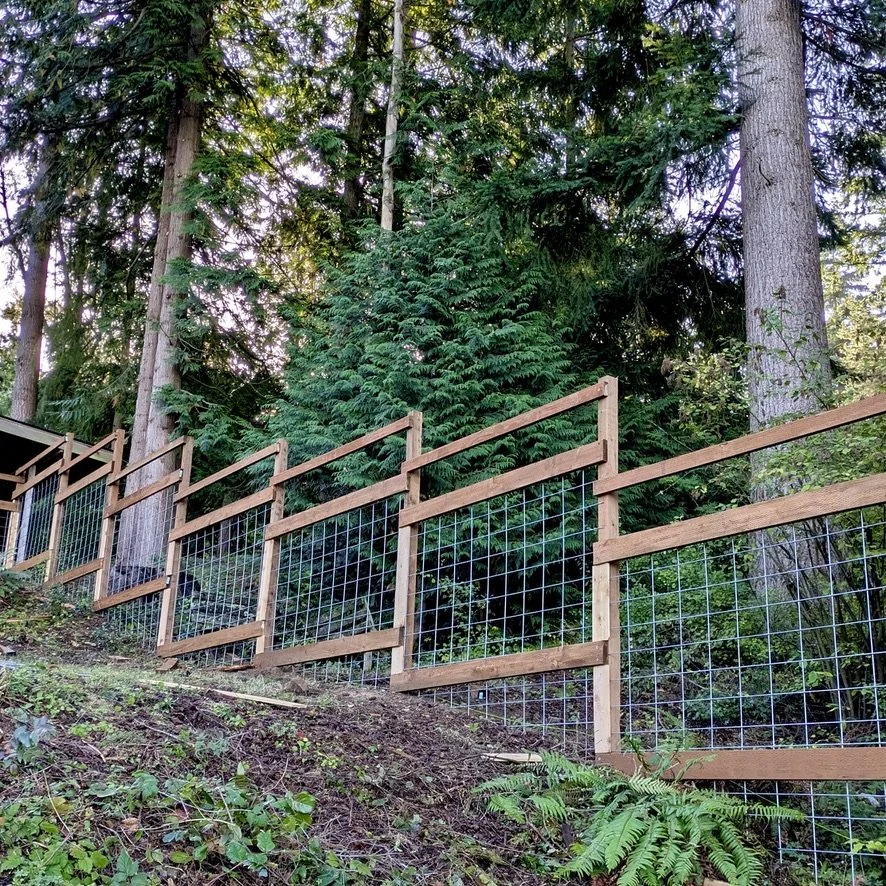 Farm Style with Deer Rail