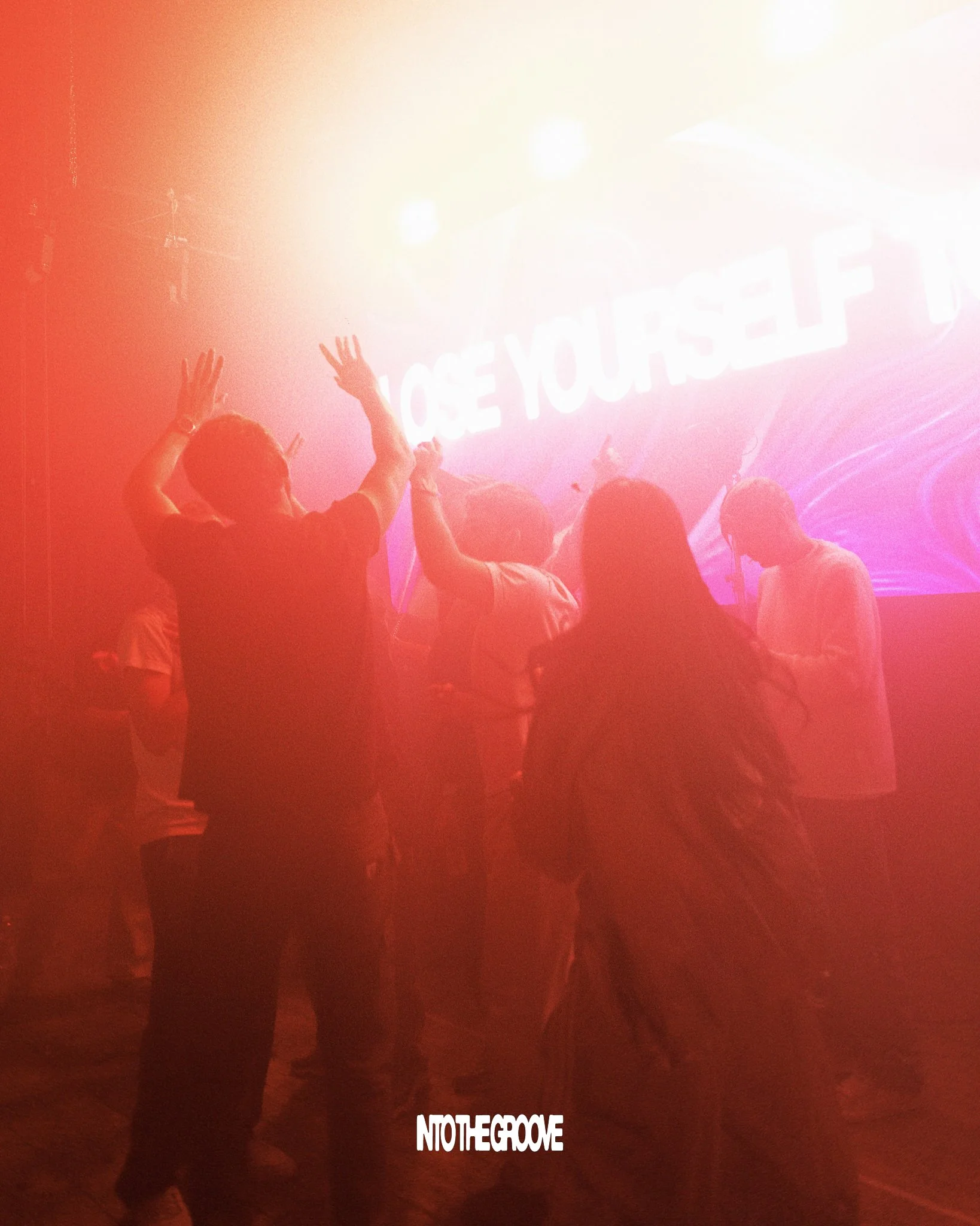 INTO THE GROOVE - 16.10.25