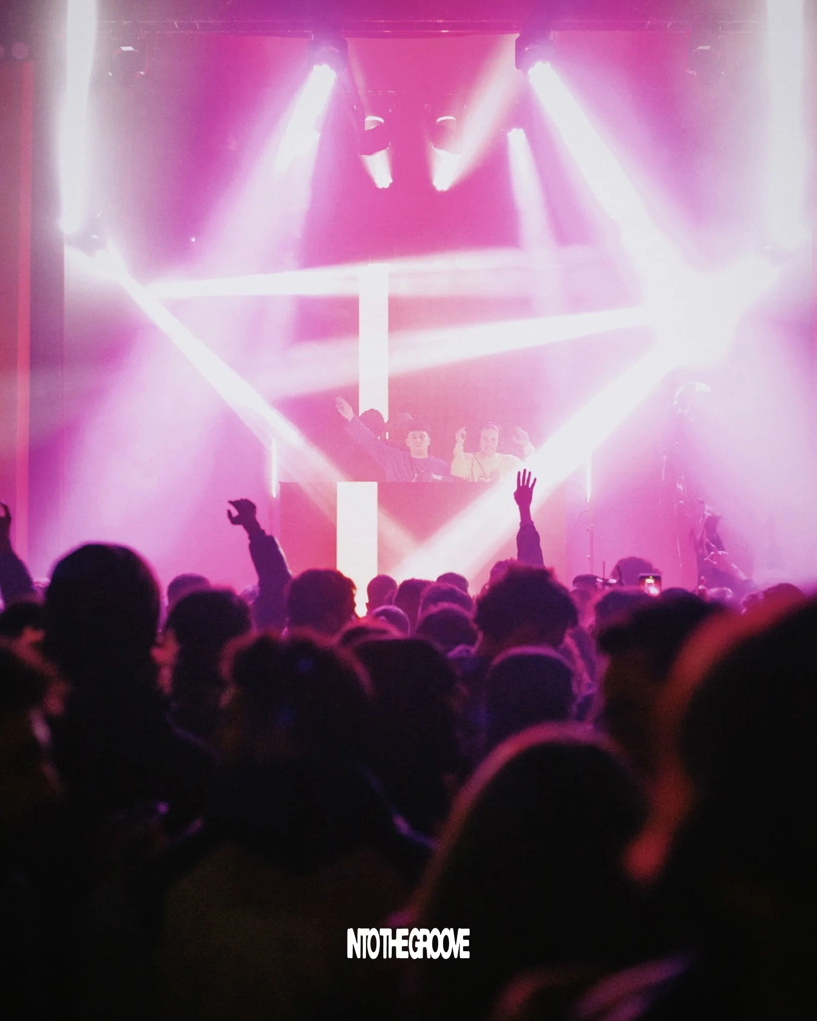 INTO THE GROOVE - 30.01.26