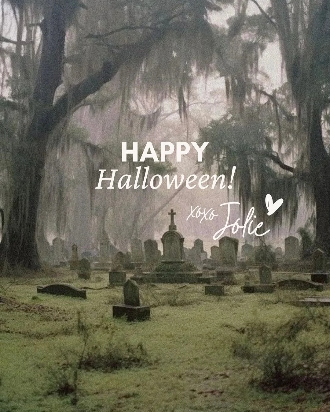 Happy Halloween!!!⭐️💀🎃👻🦂
Our beauty bandits are officially on the loose.
A few teammates slipped away this time, but stay tuned for their posters.🤣🩷