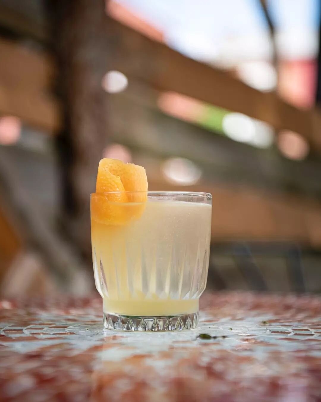 Grab yourself a table on the patio and enjoy some tasty libations under the sun with us tonight at Frazer's! Serving from 5-10pm. (pictured is our James &amp; the Spicy Peach cocktail)
.
MAKE YOUR RESERVATION AT:  https://www.opentable.com/frazers-re