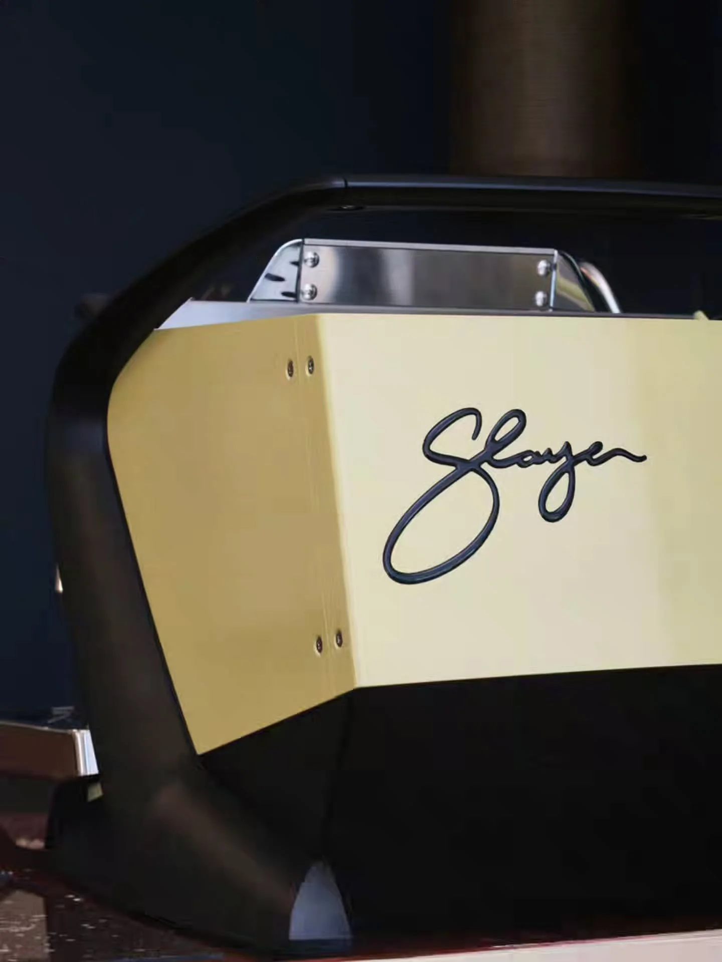 The perfectionist in me wishes I could just show you a completed new coffee bar, but my level of impatience has won....

Couldn't wait to share that not only are we creating a great new spot to enjoy your coffee in, we are also giving our bar equipme