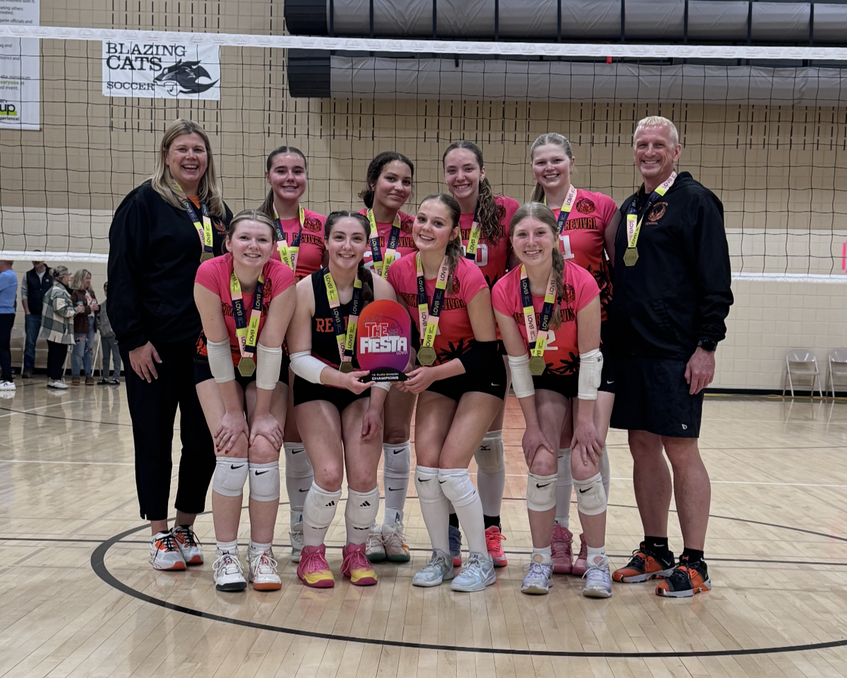 16's Gold Champs at Fiesta