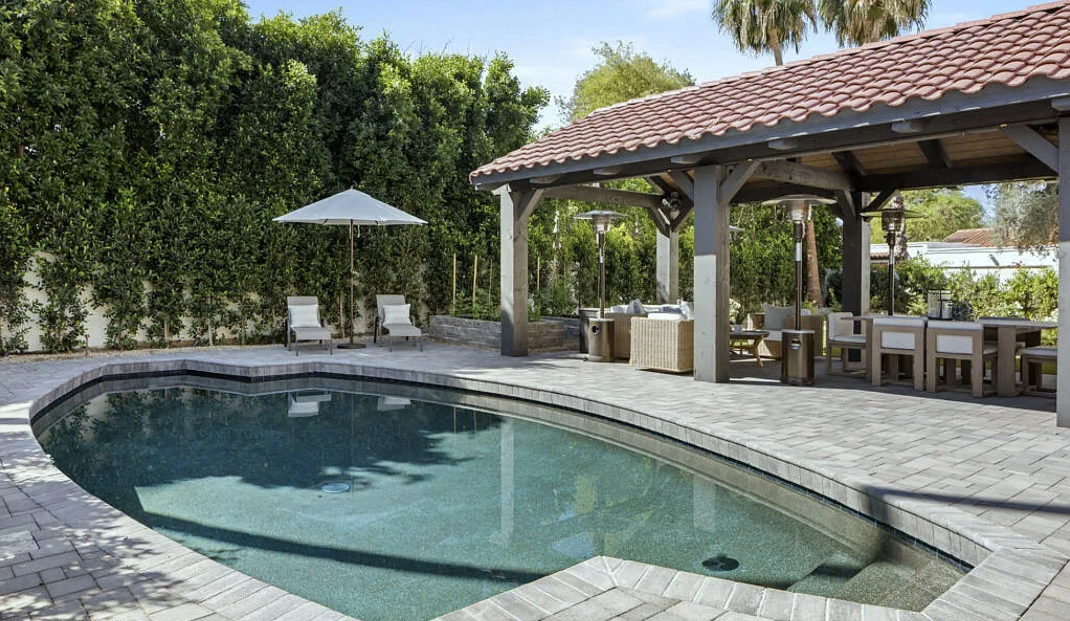 Pergola 6.jpg