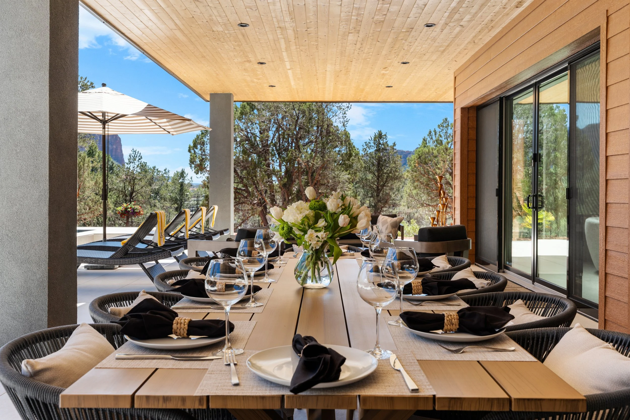 074-Dining Area.jpg