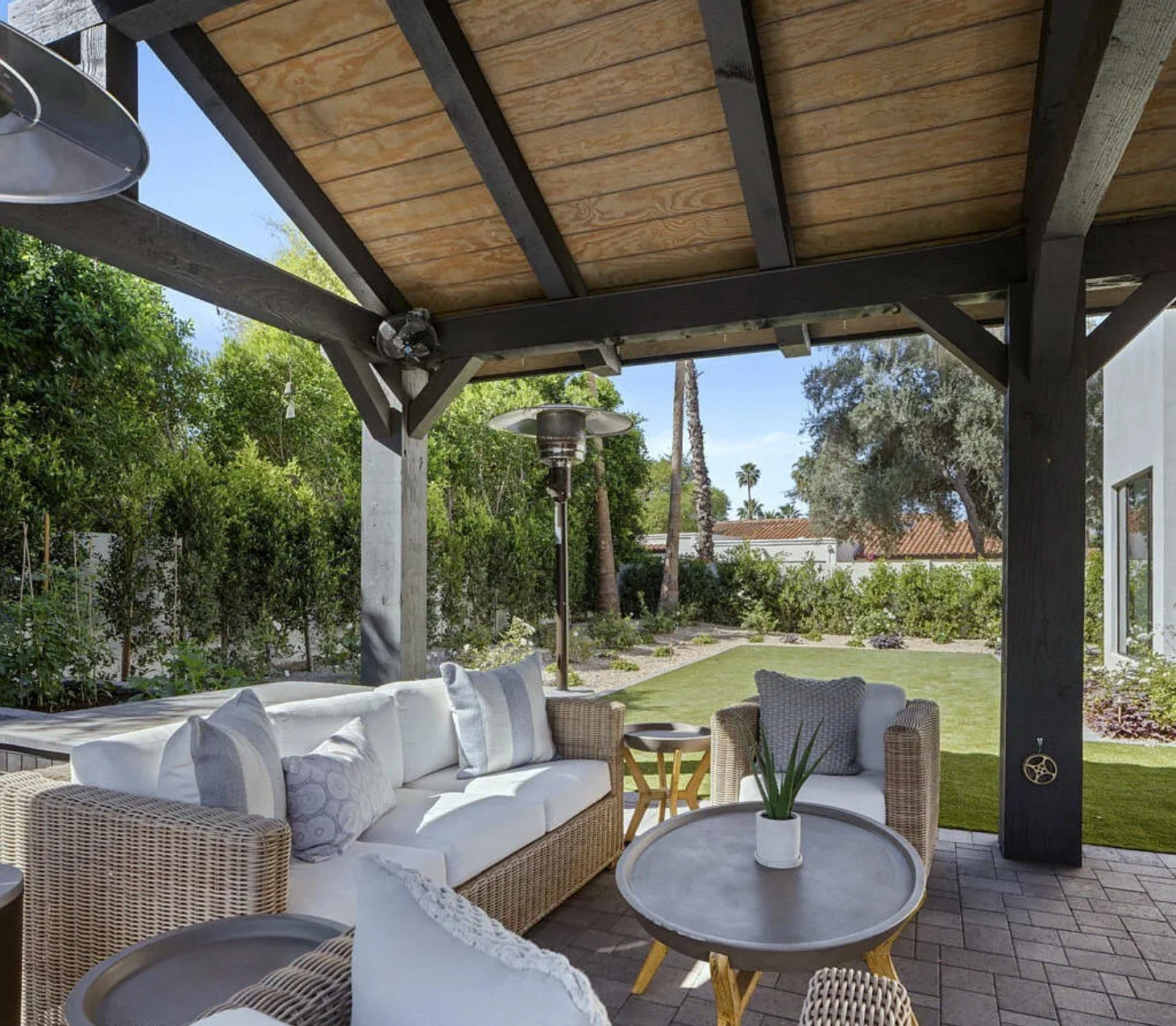 Pergola 4.jpg