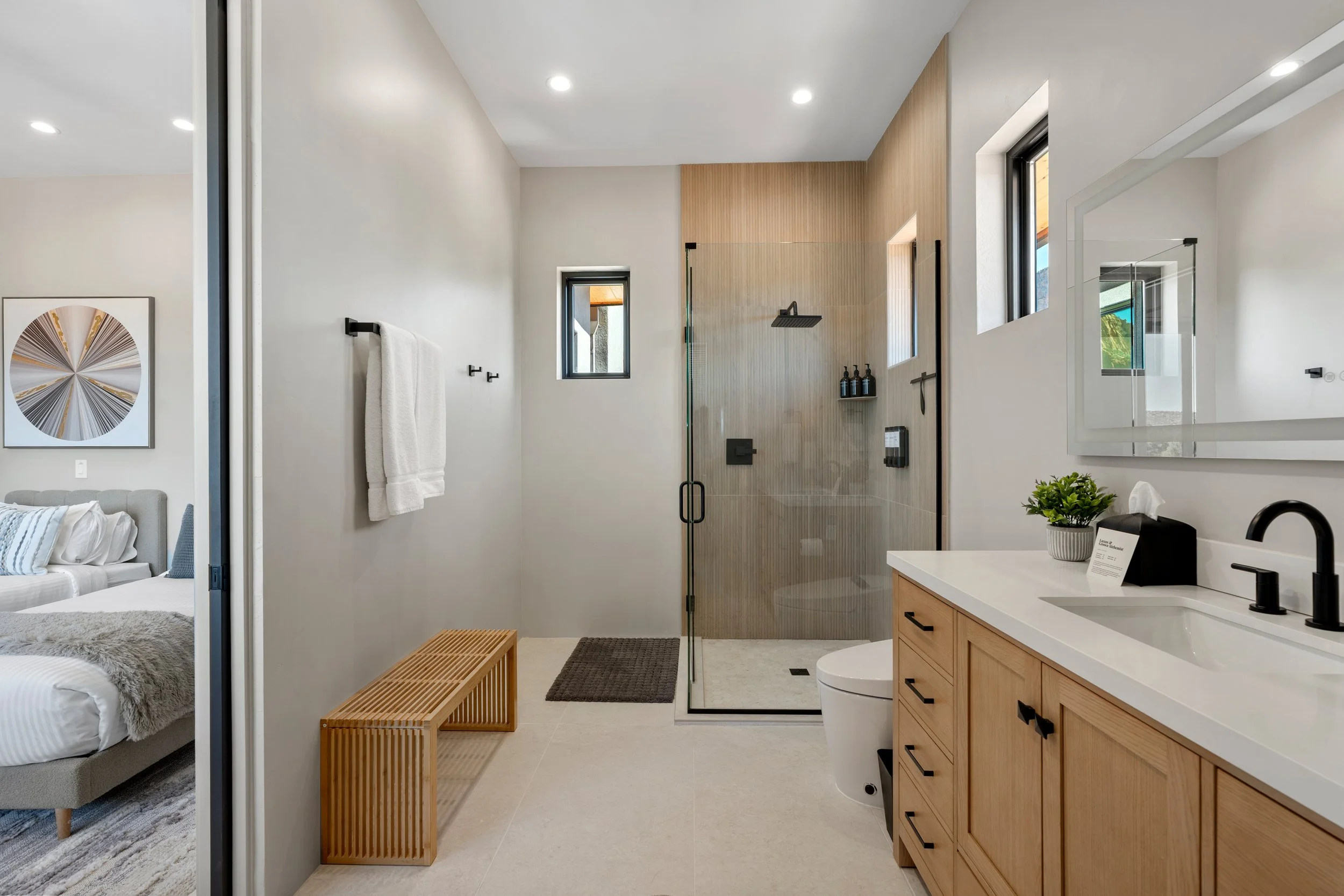 051-Bathroom.jpg