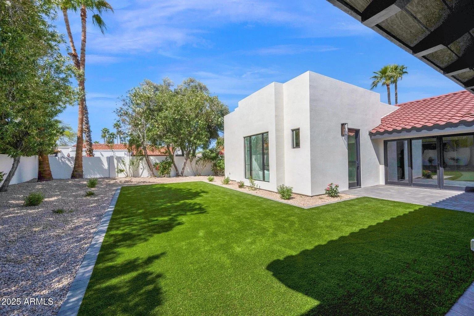 M Bath Suite Exterior.jpg