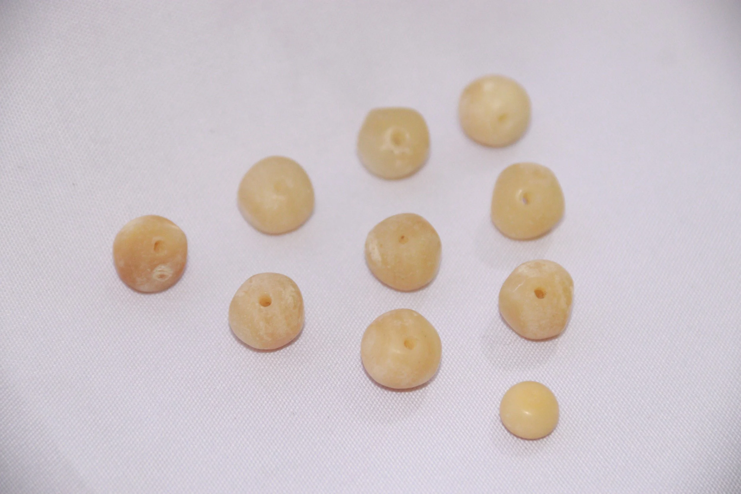 archive number: r-1-006
object reference: 
Ornaments
origin: Banda
date: -
notes: Ornamental Bandanese decorative beads made from unconfirmed material