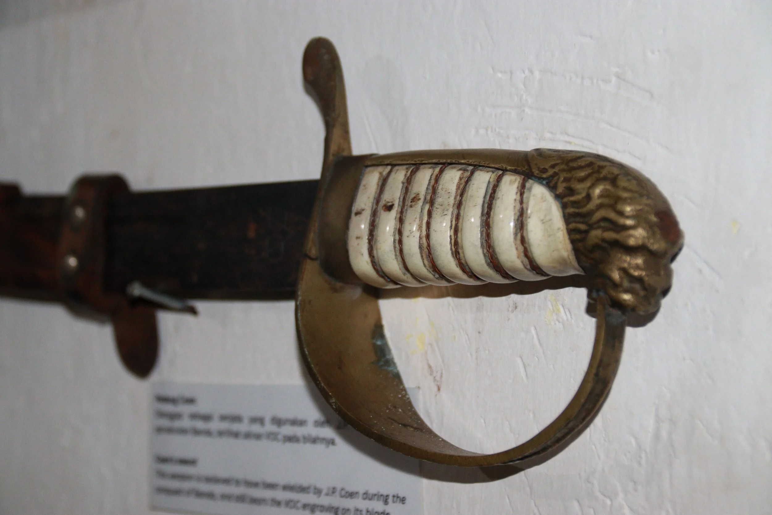 archive number: r-3-020
object reference: 
Coen's sword
origin: Europe
date: -
notes: This cutlass-style sword is engraved with the VOC (Dutch East India Company) logo, and is believed to have belonged to Jan Pieterszoon Coen, the Dutch officer who e