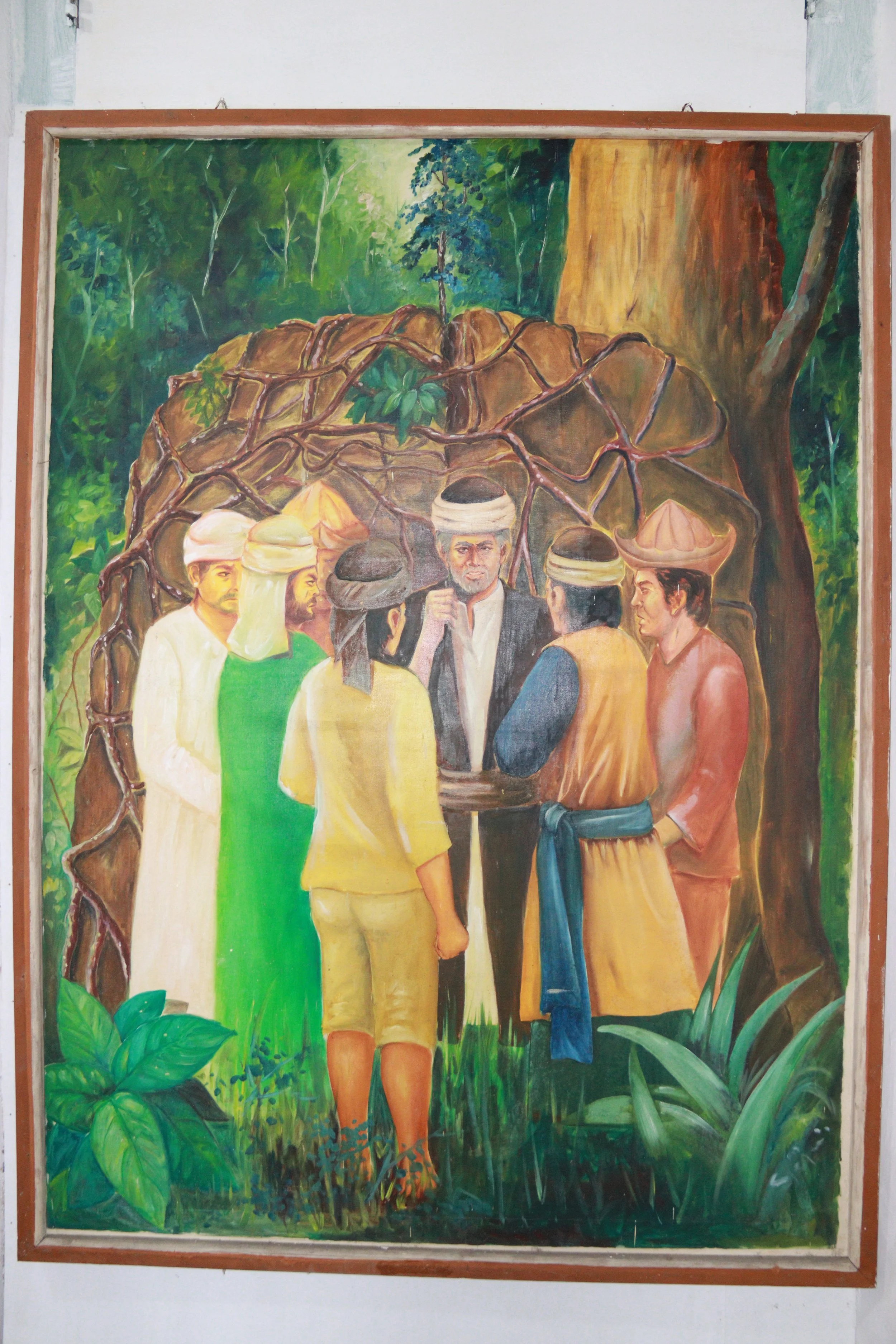 archive number: r-2-007
object reference: 
Deliberation of Local Leaders in Banda
origin: Banda 
date: - 
notes: The Banda people's custom is to always hold deliberations with representatives from traditional, religious, and political authorities whe