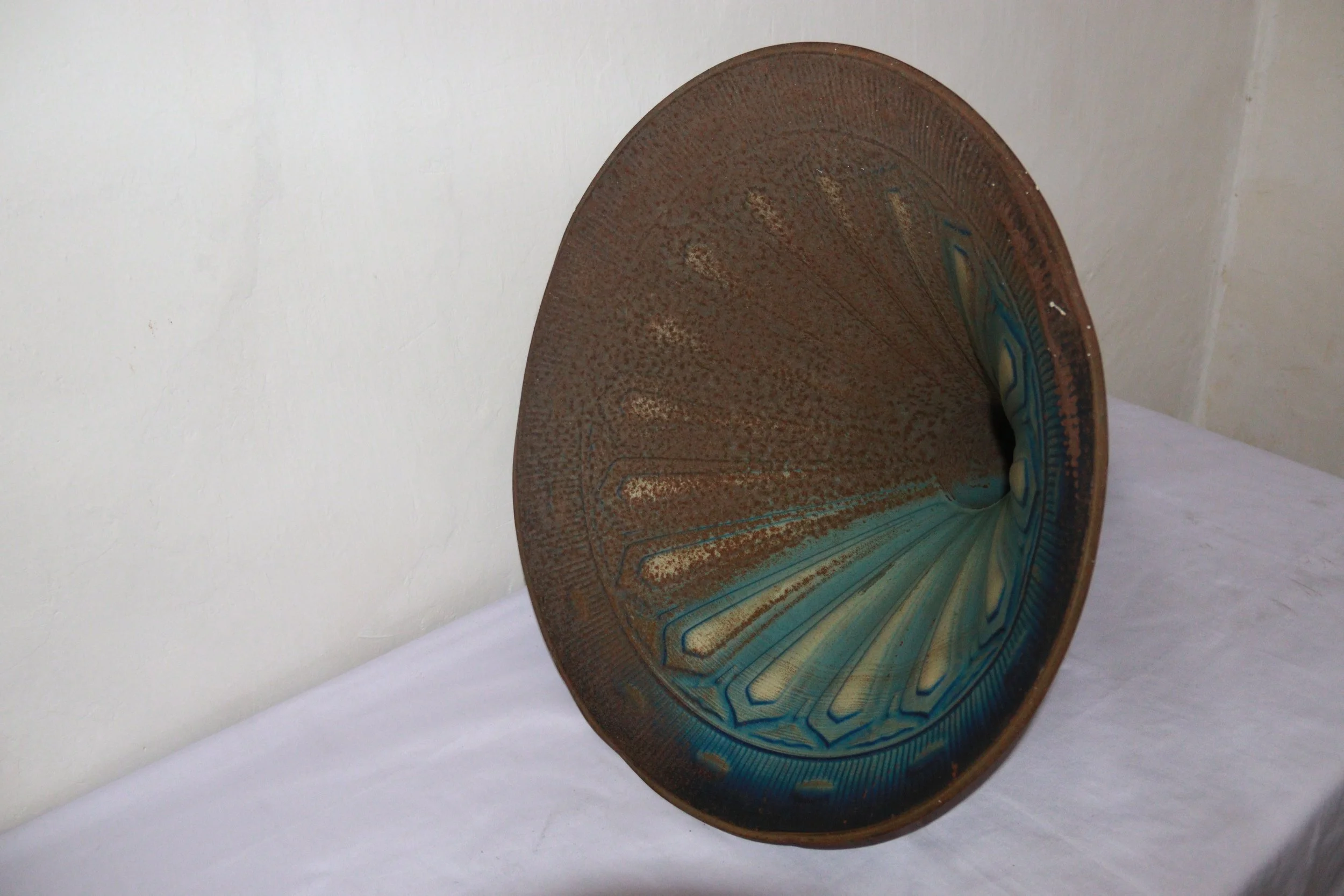 archive number: r-5-002
object reference: 
Record Player
origin: -
date: -
notes: This record player is displayed to symbolise Sutan Syahrir, who was famous for his love of music and entertaining local people during his exile in Banda