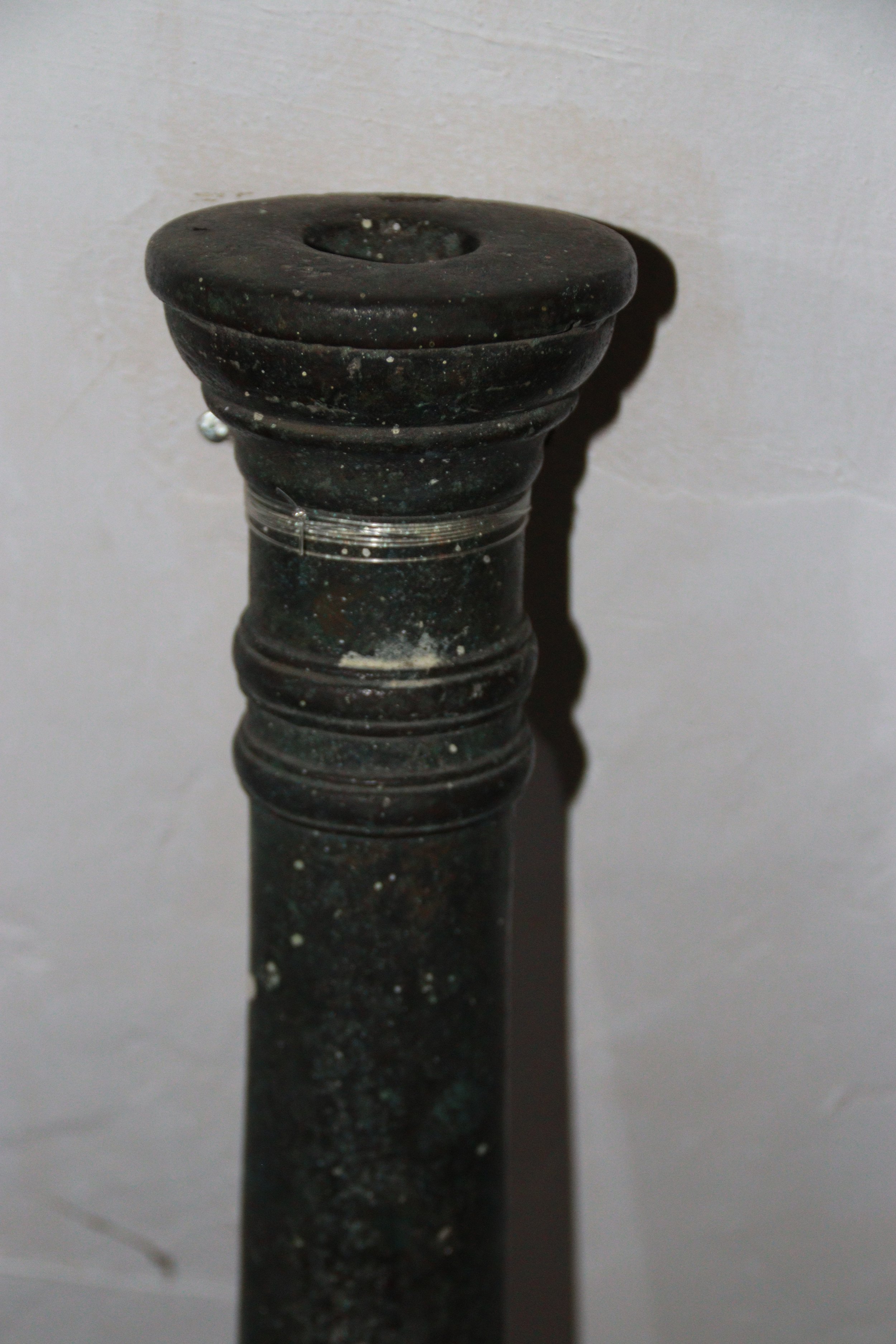 archive number: r-3-016a
object reference: 
Lentaka (European Style)
origin: Colonial Southeast Asia
date: -
notes: The minimal ornamentation on this lentaka suggests European production.