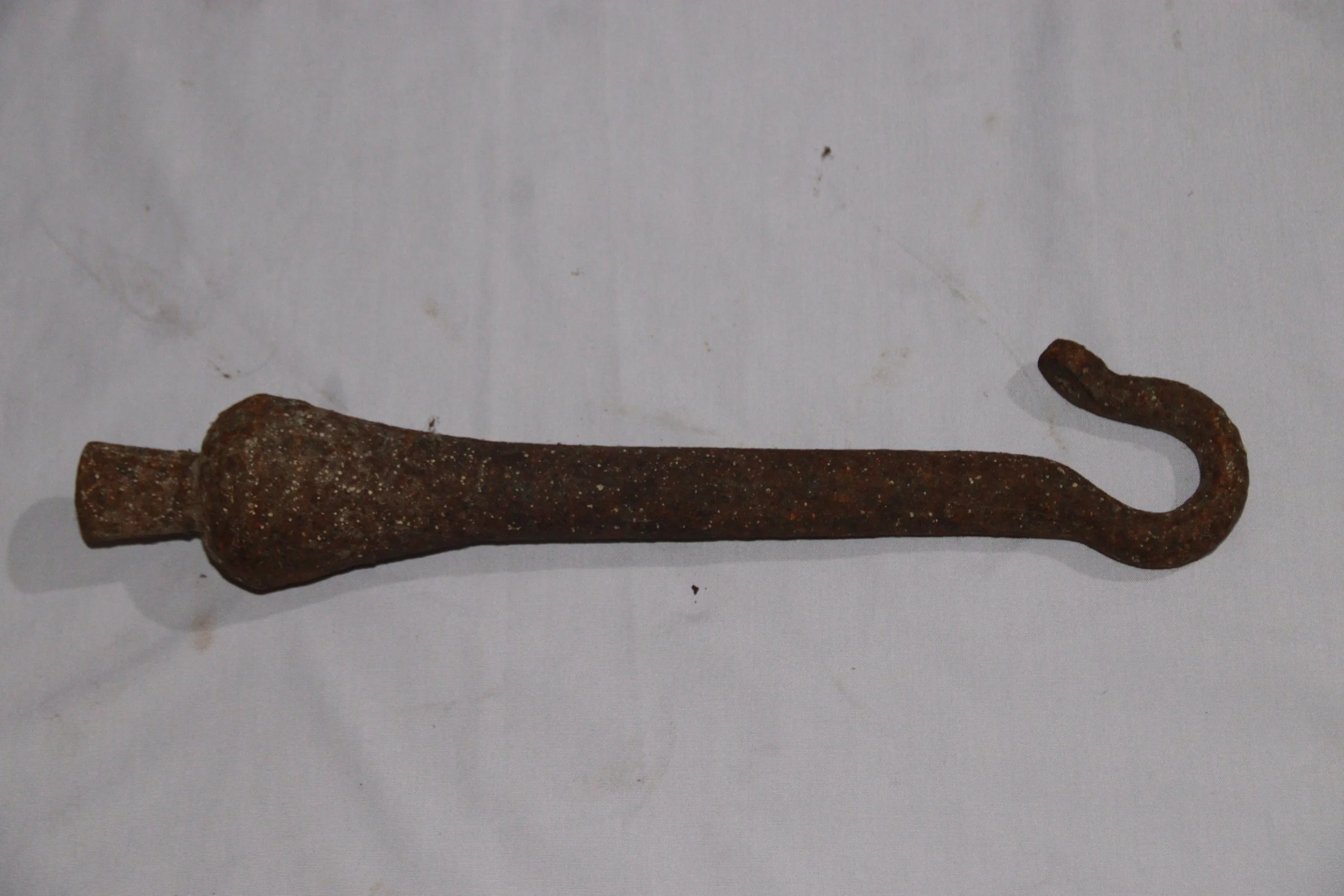 archive number: r-3-012
object reference: 
-
origin: Banda
date: -
notes: -