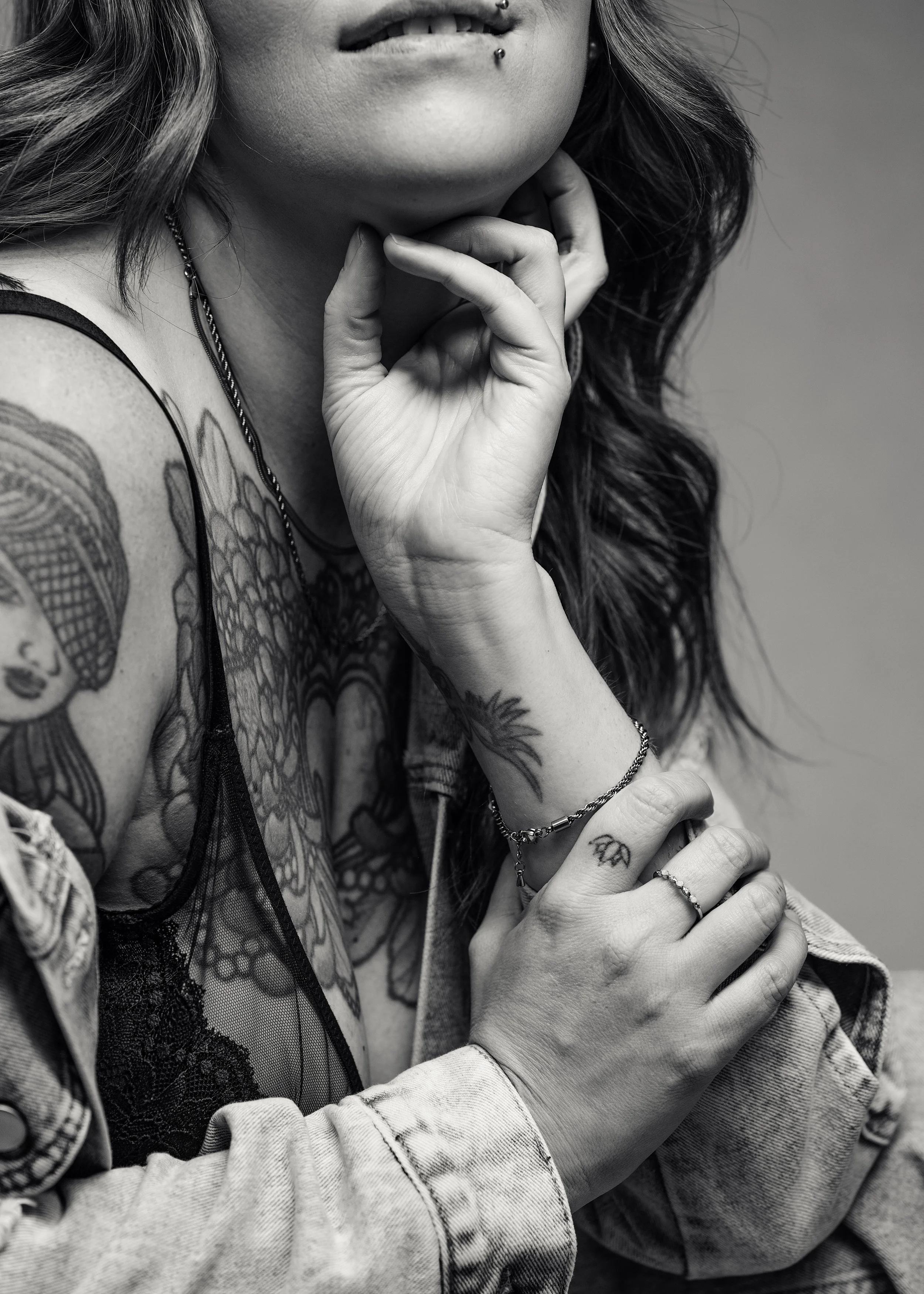 Red Deer portrait photographer - Alicia-23.jpg