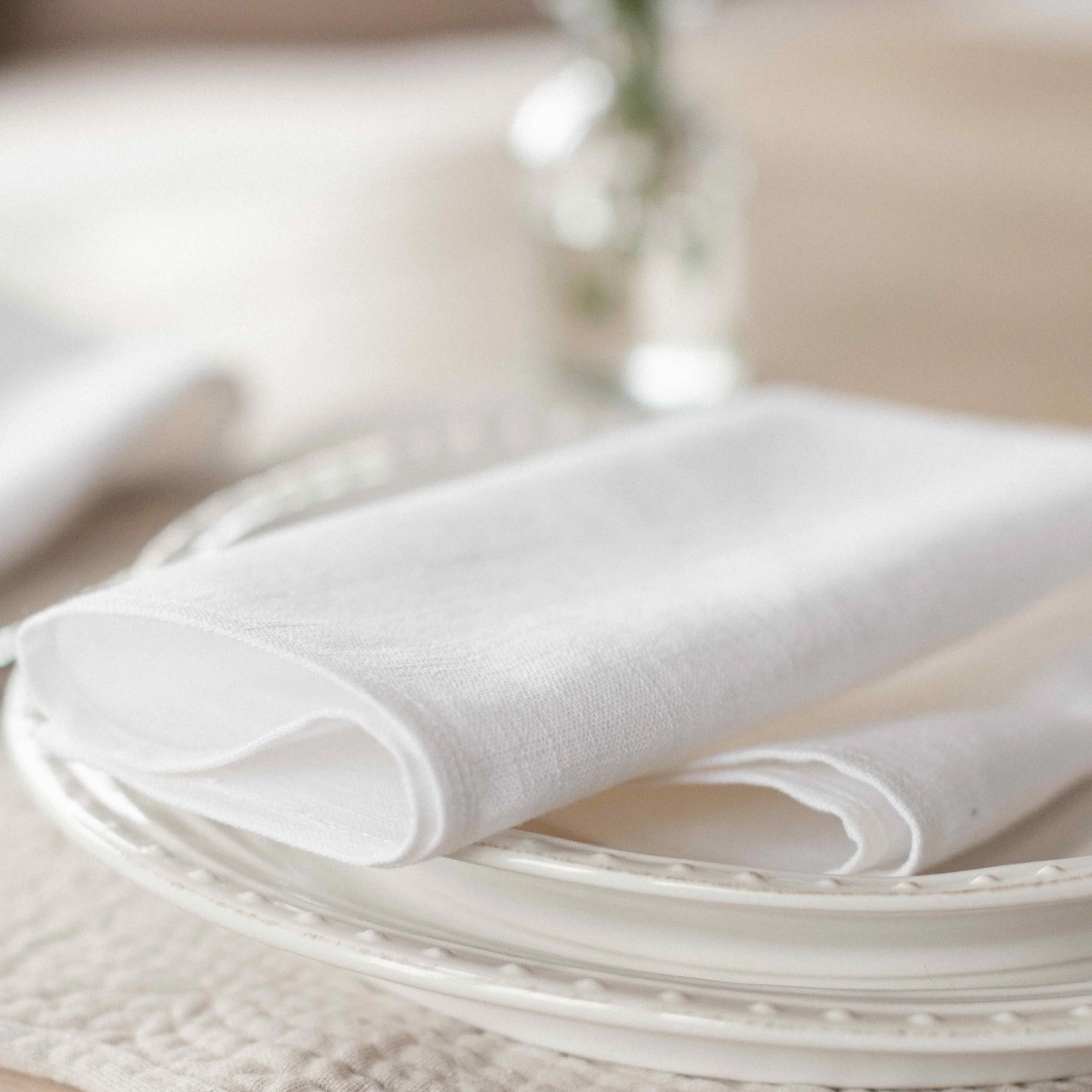 white-linen-napkins-detail.jpg