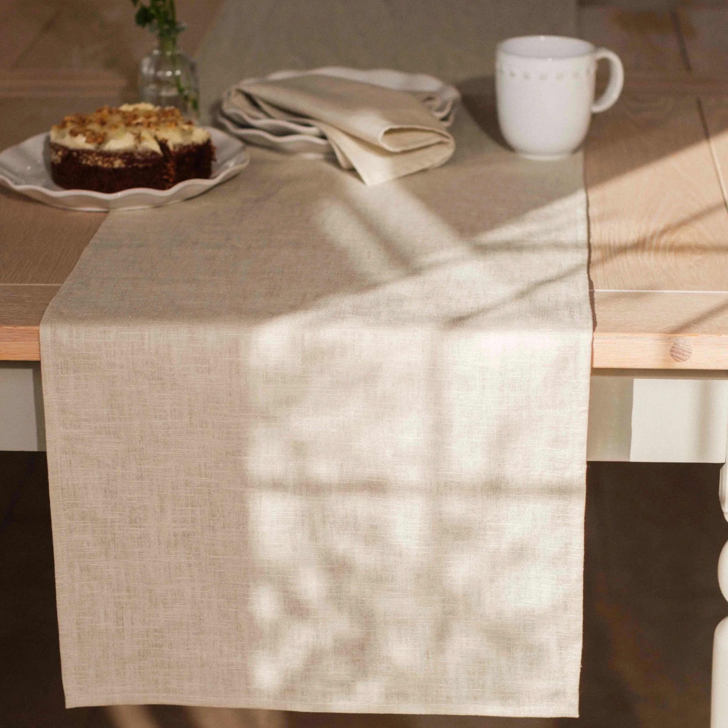 natural-table-runner-front-on.jpg