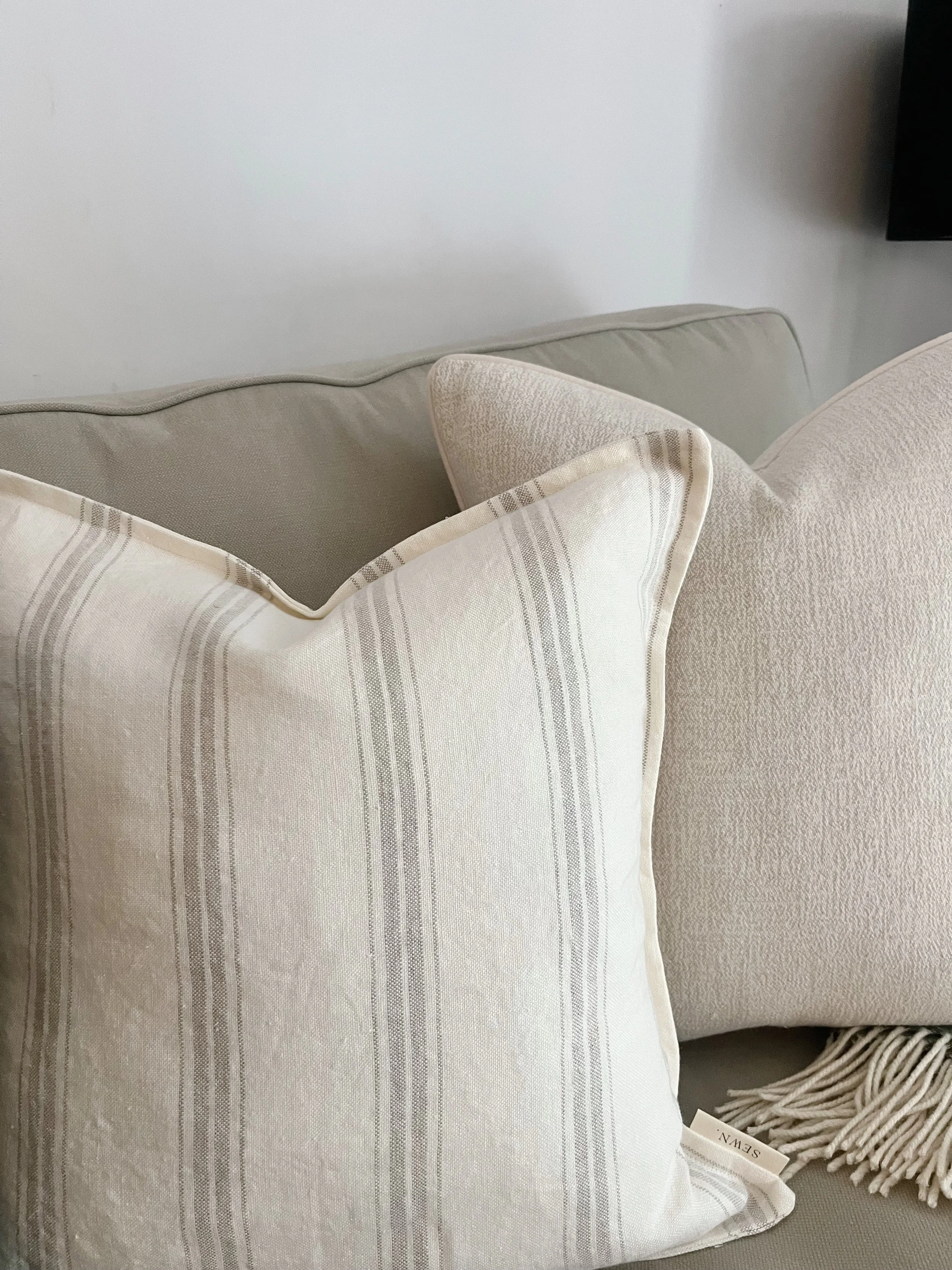 The Softpine Linen Cushion