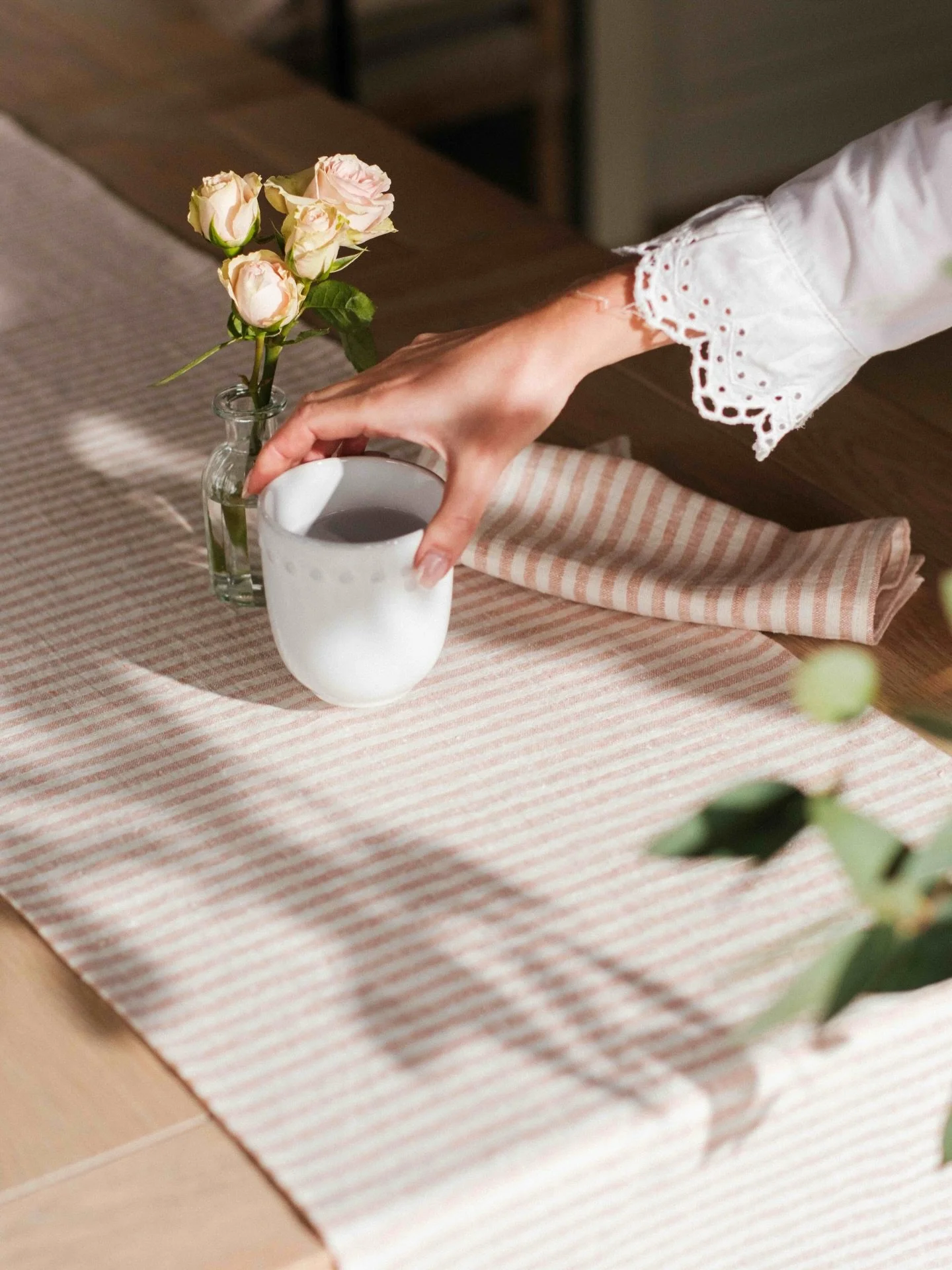 The prettiest fabric has arrived and it&rsquo;s so perfect for Spring 🌸 

Spring Table Linens | Spring Tablescapes | Striped Table Linens | Striped Pink Linens | Easter Tablescape
