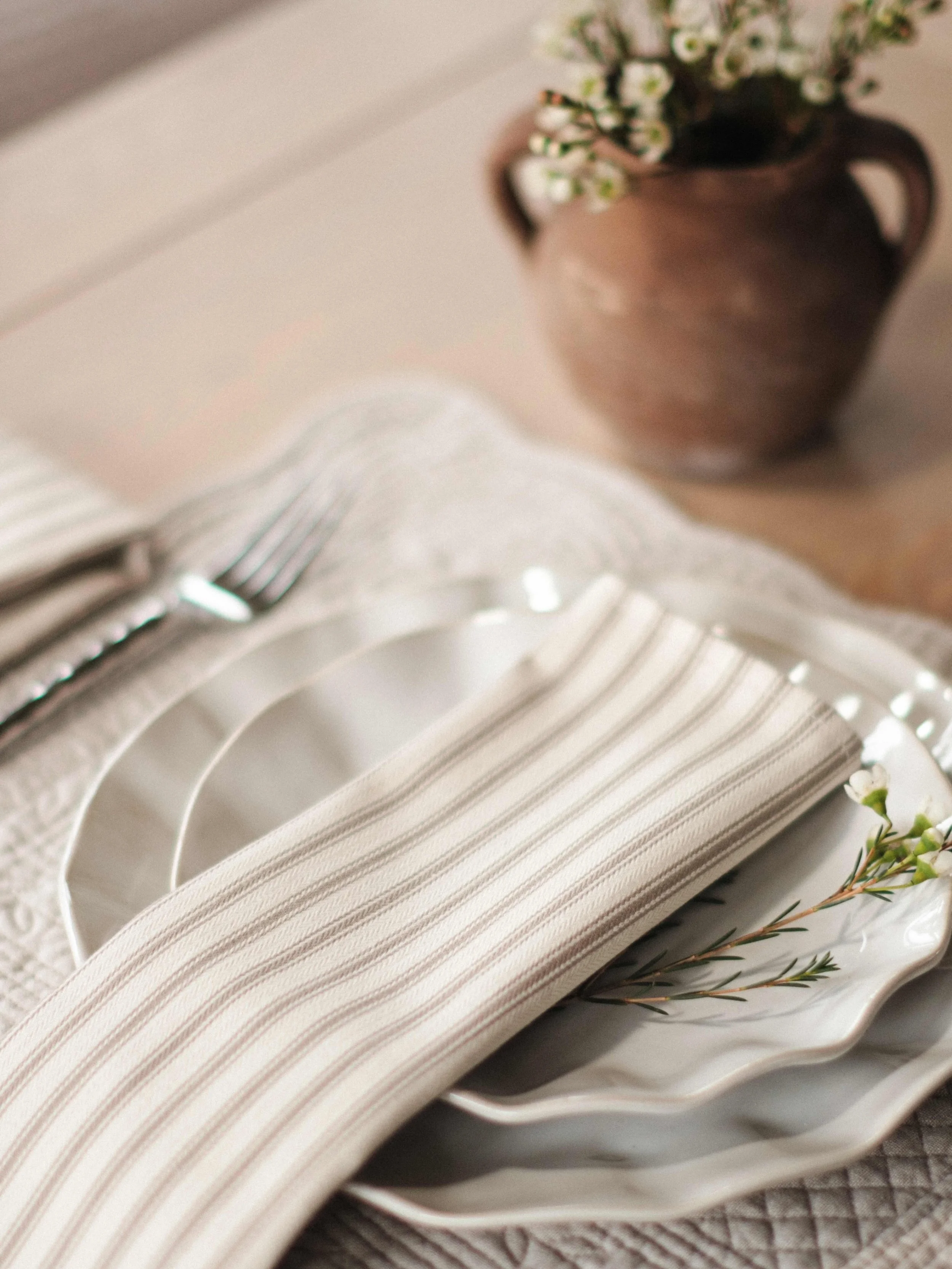 Our Clemmie fabric is such an all year round favourite.. 

We&rsquo;ve had a lot of customers ask if we can do bespoke measurements of table runners recently and the answer is YES - absolutely, we can do any size you need. Just drop us an email or a 