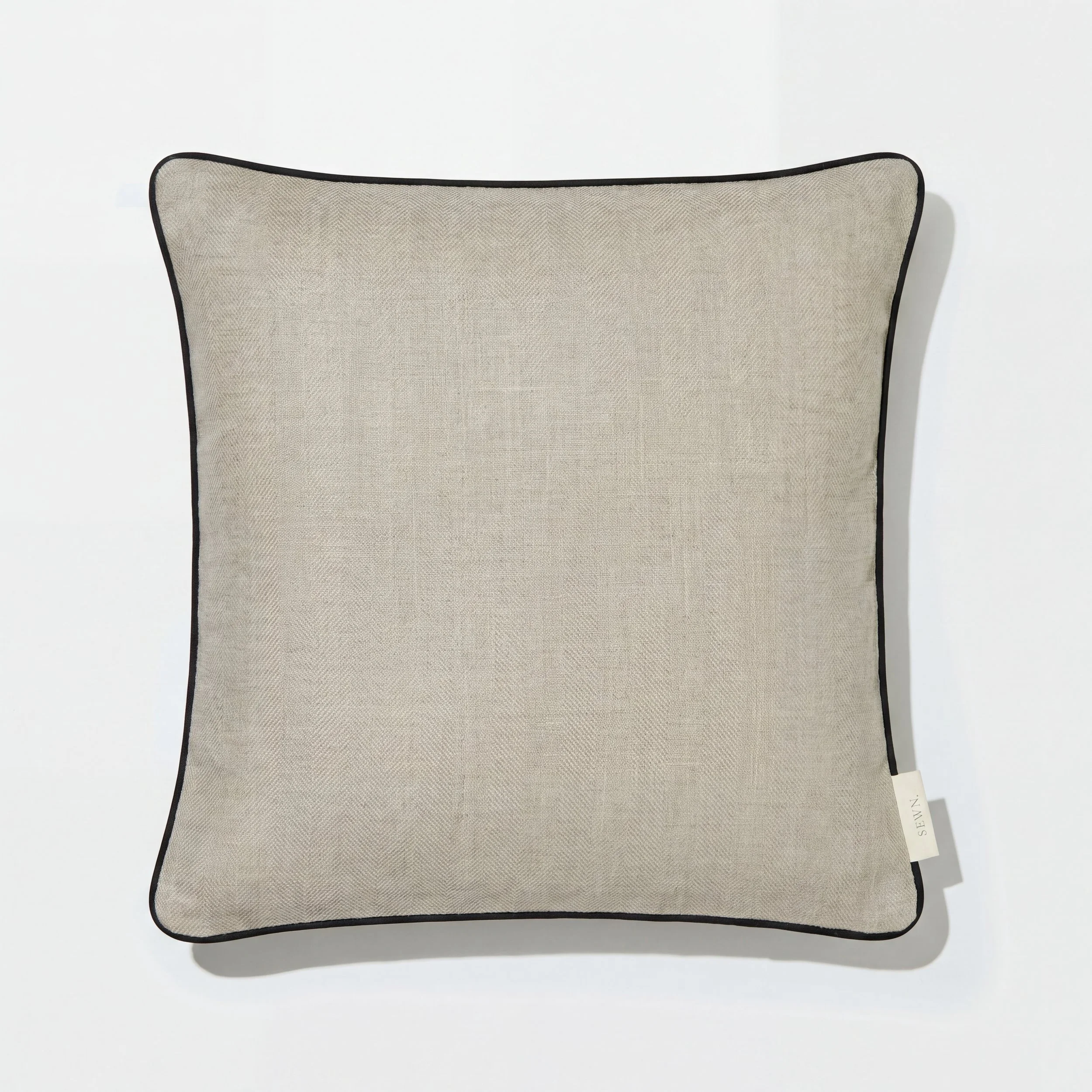 thin black piping .png (Copy)