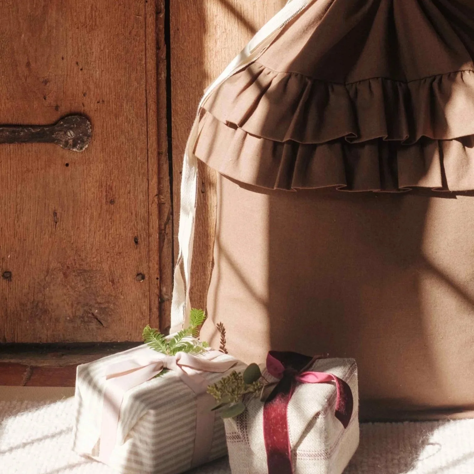 Coco-Ruffle-Linen-Sack.jpg