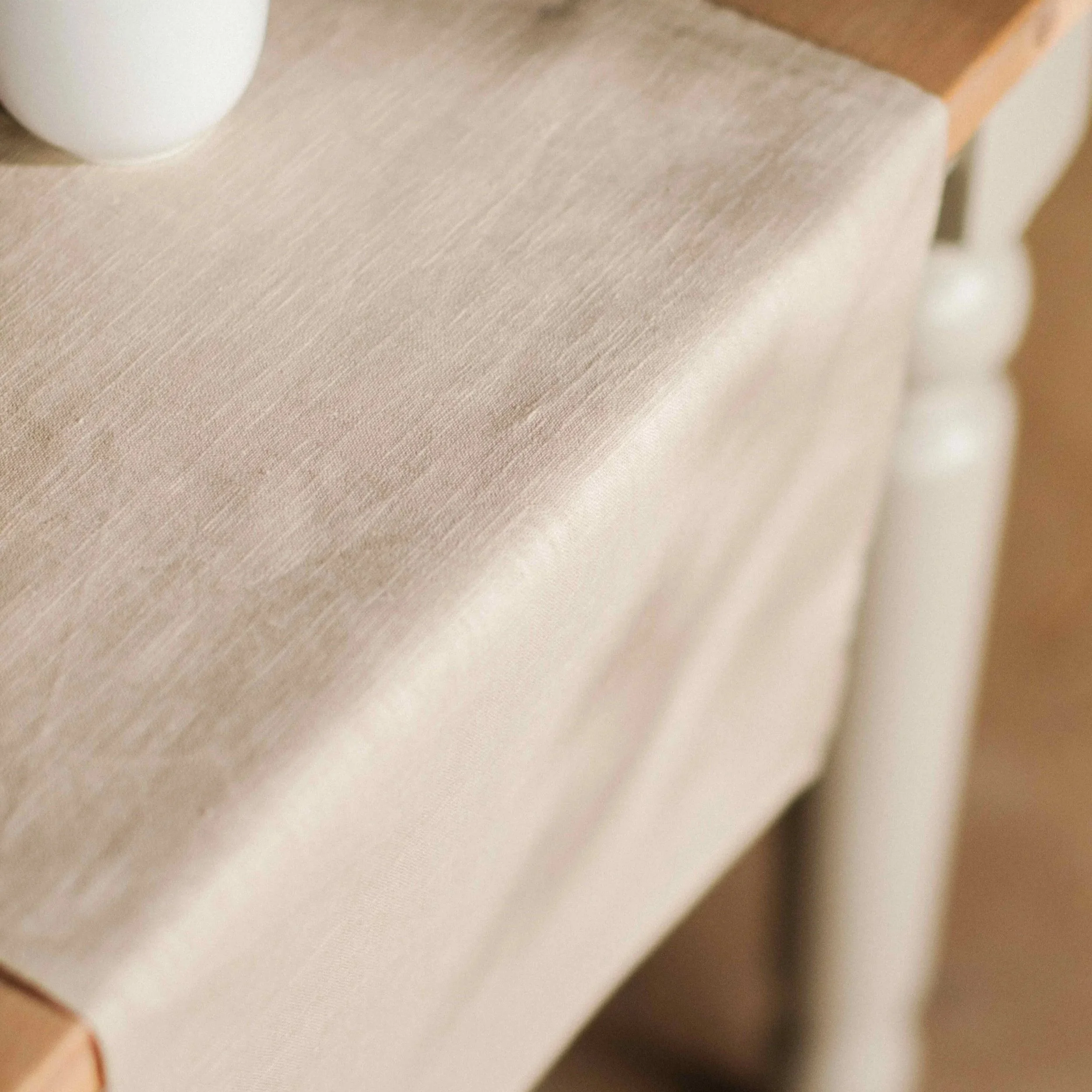 nautral-table-runner-detail.jpg