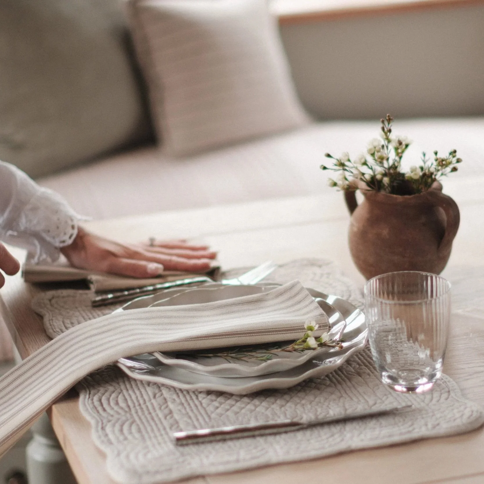 wide-clemmie-table-linens.jpg