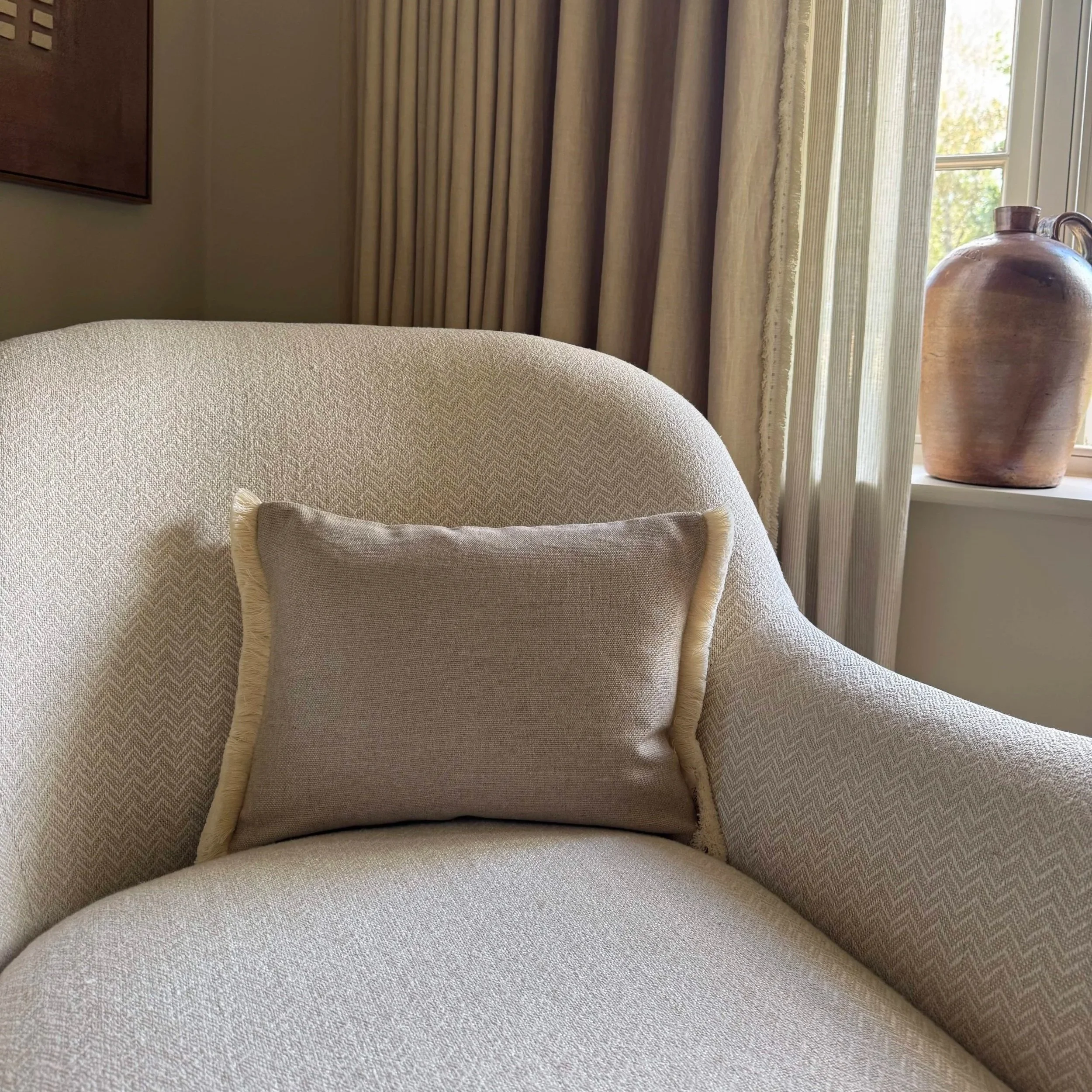 Talia-rustic-linen-rectangular-cushion-with-natural-fringing.jpg