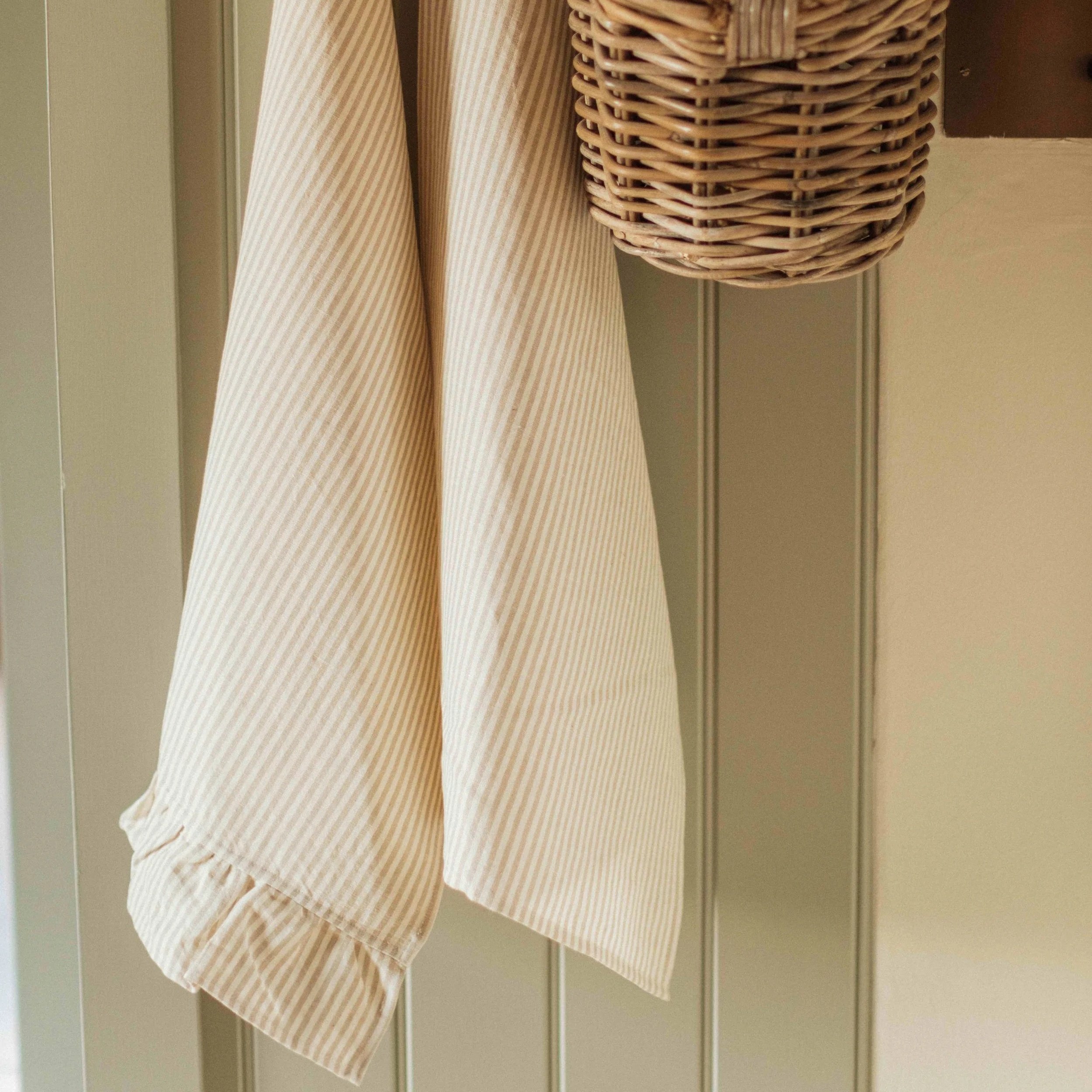 Lucy - Thin Striped Tea Towel