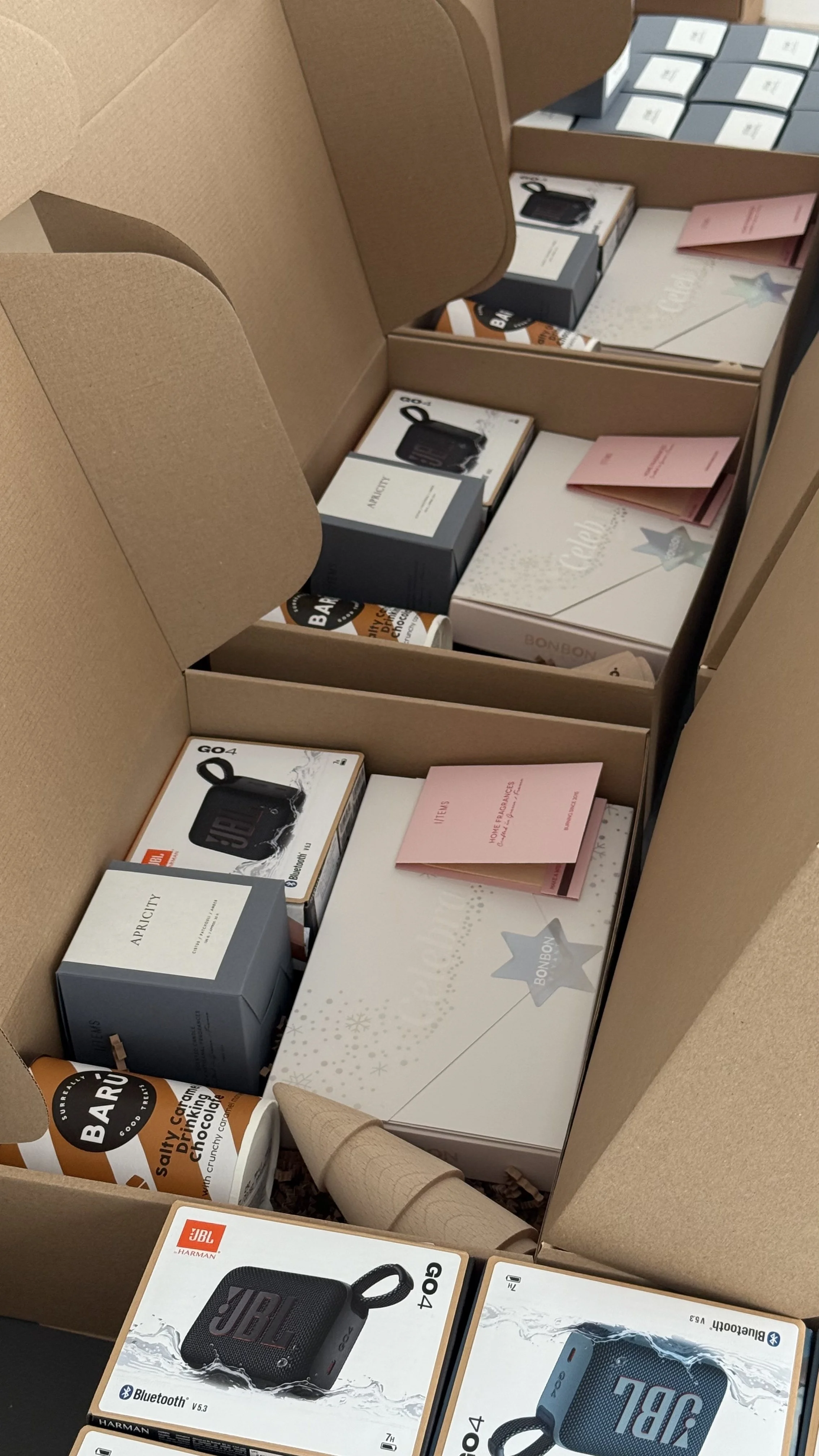 Корпоративни подаръци за партньори и колеги