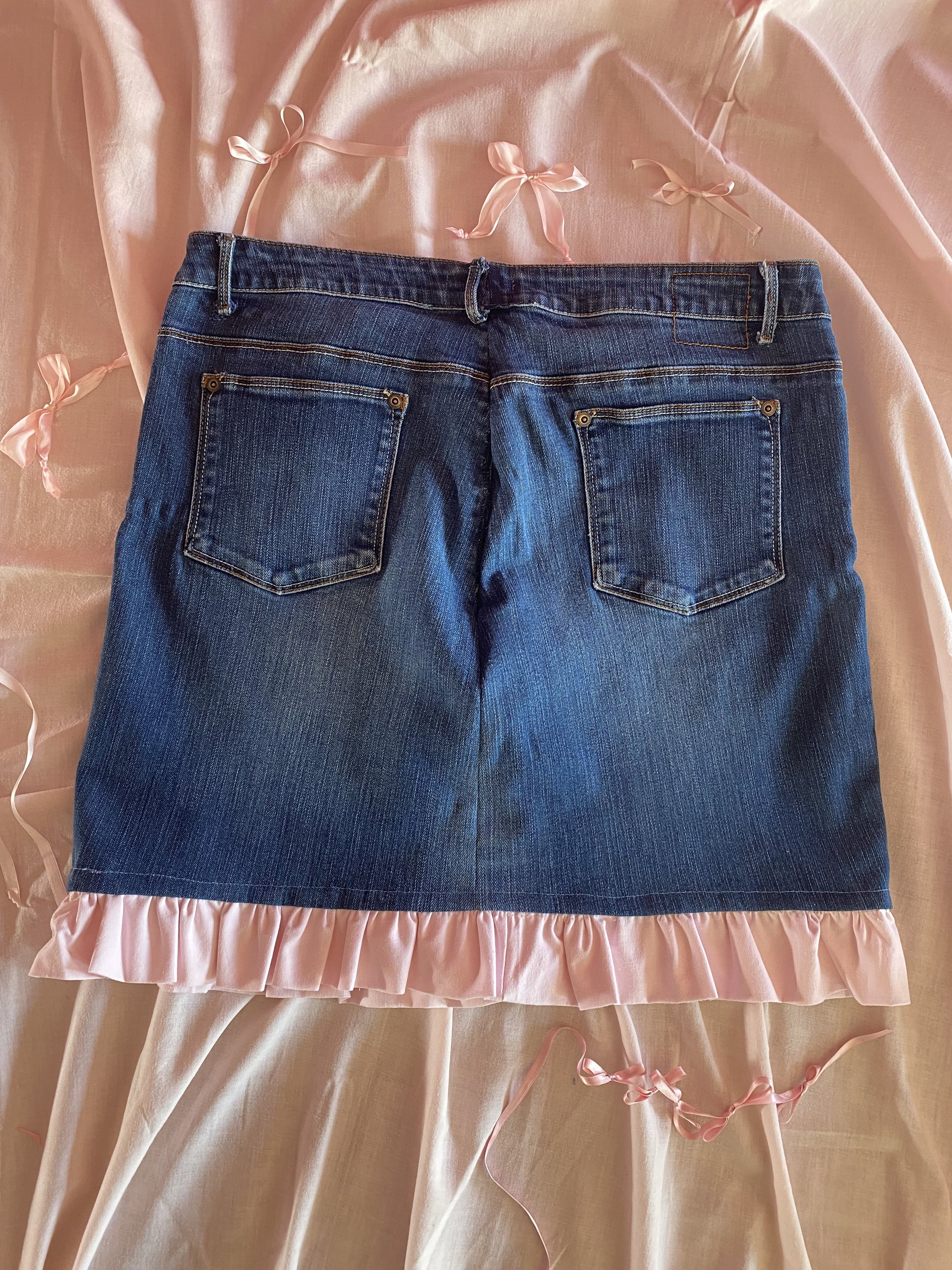 Everlasting clothe Pomme d’amour Mini Jupe Denim Upcyclée 2.jpeg