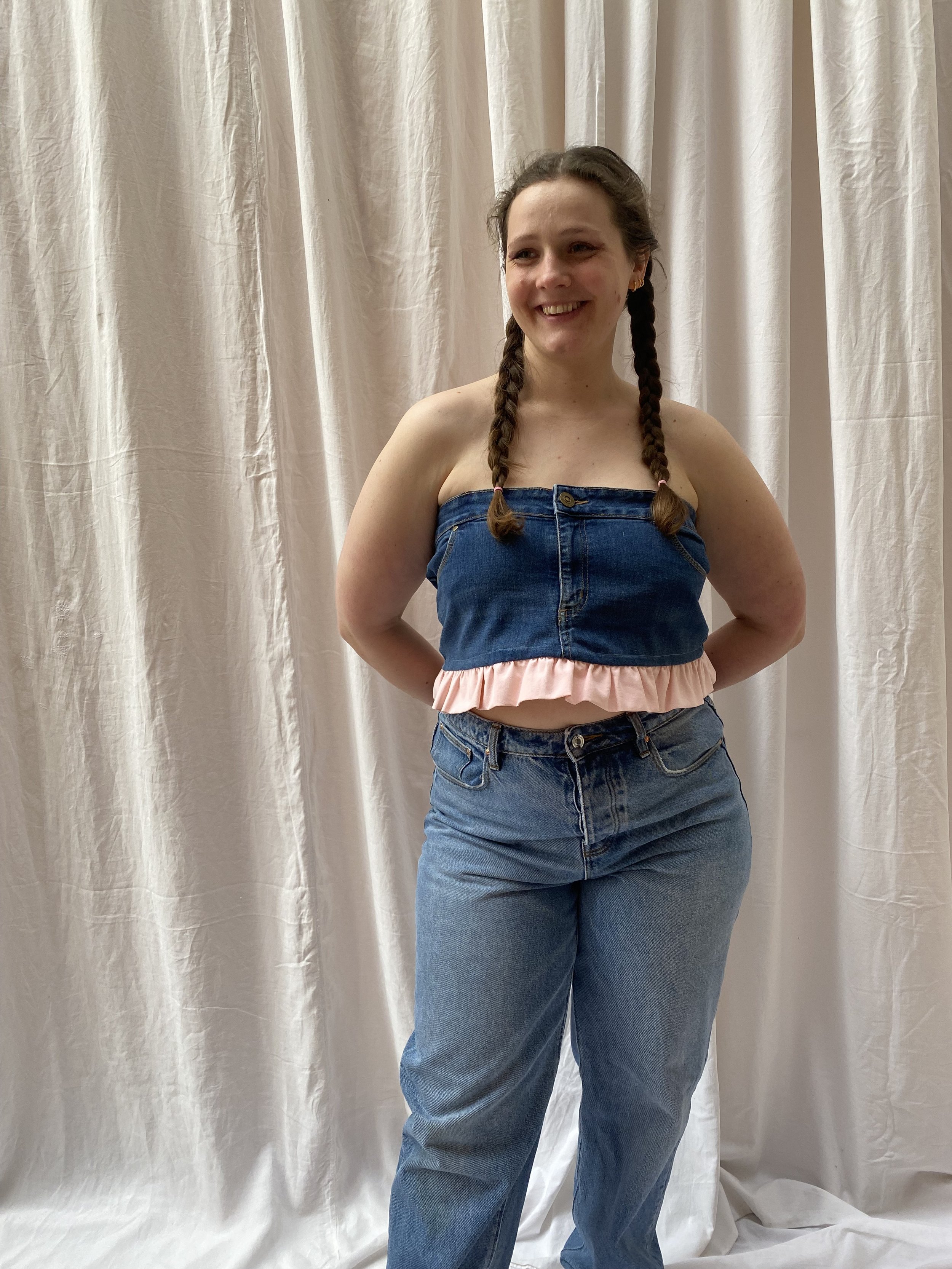 Everlasting Clothe Bubble Gum Bustier Crop Top Denim Upcyclé.jpeg