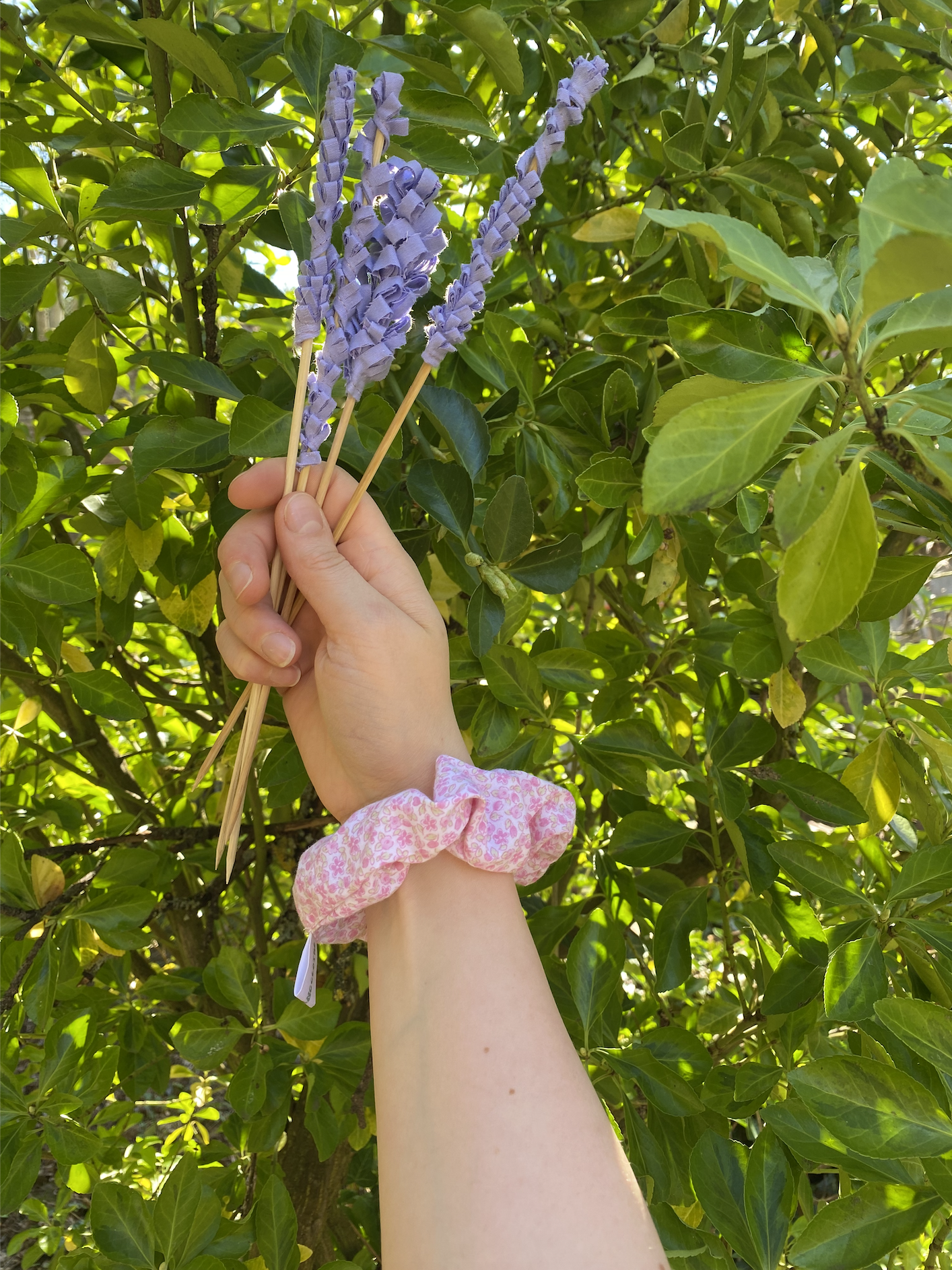 Everlasting Clothe Petit chouchou upcyclé cosmos Rose petites fleurs roses .png