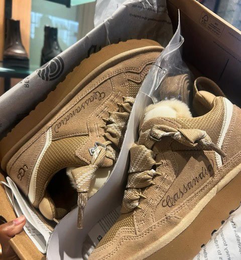Suede footwear calligraphy store event