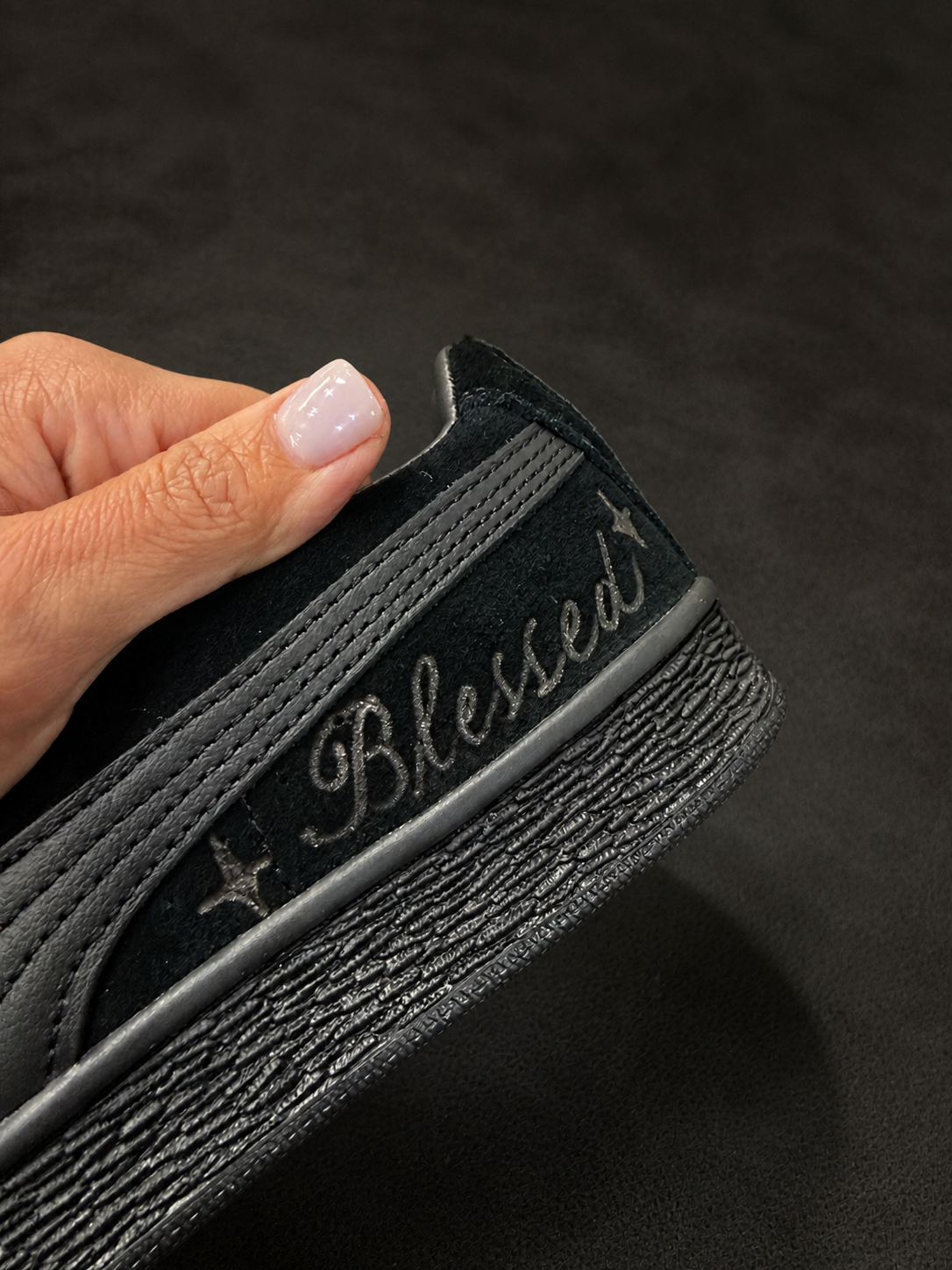 Puma brand activation - Custom suede etching with a hot burning tool for lettering, calligraphy and artistic personalization in store