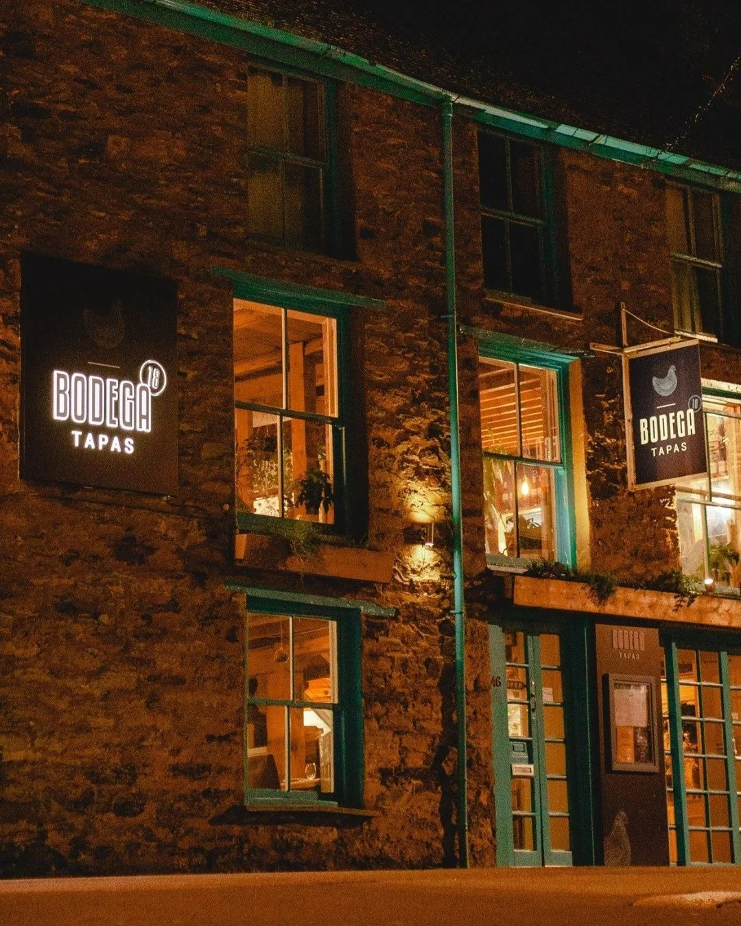 Just to let you know Bodega 18 in Falmouth will now be closed on Sundays through Winter! 

But don&rsquo;t worry - we&rsquo;re here Monday through Saturday, ready for all your tapas cravings!🍷

Book your table now using the link in our bio. 

#Spani