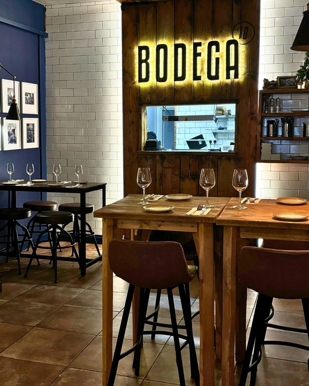 New Year's Plans? 🥂

We've got you! Tapas, wine and good times. 

We've still got some tables available - book using the link in the bio. 

 #Bodega18 #SupportLocalCornwall #CornishFoodie #TapasCornwall #CornwallFoodWe've got you! Tapas, wine and go