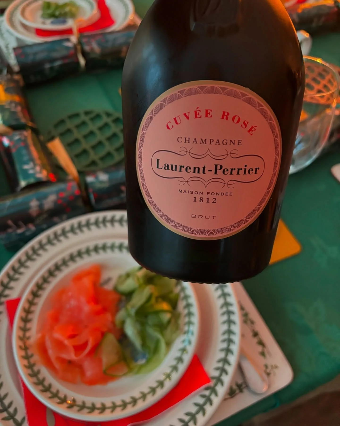 🙋🏻&zwj;♂️*So* late posting these 🙈 

Christmas was a difficult one for us this year tbh, but we found some light in the darkness with some lovely food and wines. 

Including this perennial stunner, Cuv&eacute;e Ros&eacute; by @champagnelaurentperr