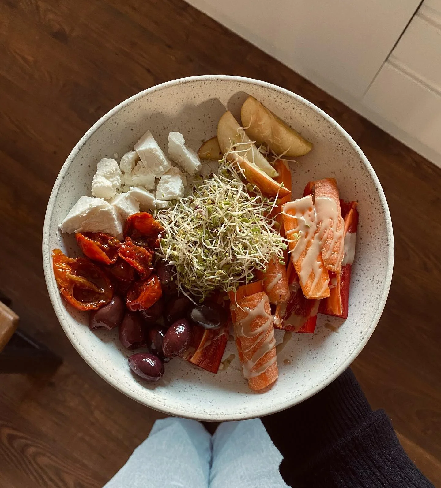 Good morning, happy Monday 🌞

I heard on the radio this morning that we&rsquo;re closer to February now than we are December, which means we&rsquo;re past the half way mark and longer days are getting closer 🌿

I made this lunch bowl on the weekend