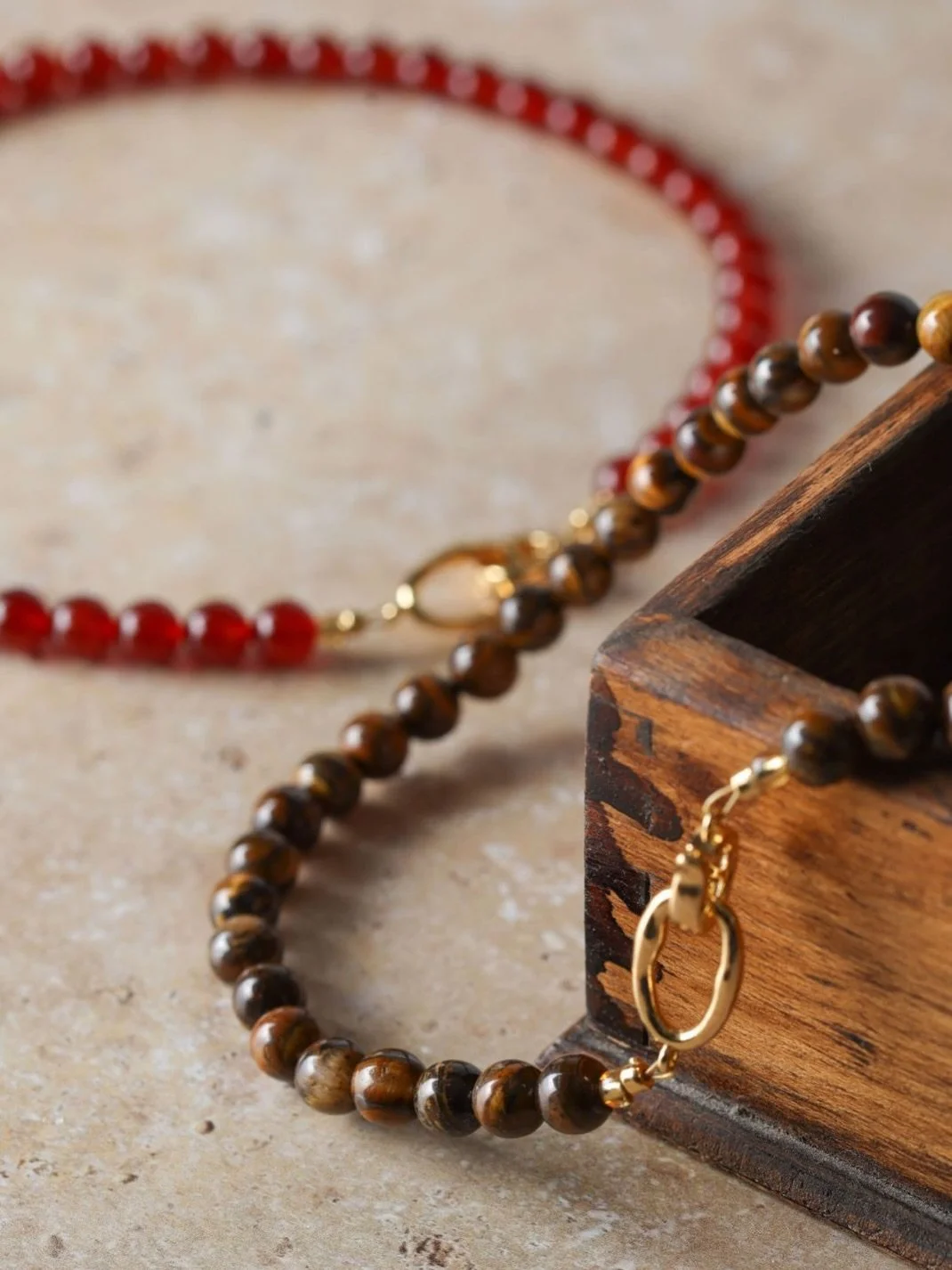 One last little Christmas push 🎄

Still hunting for a last-minute Christmas present? The Viva Tiger&rsquo;s Eye or Carnelian necklaces make a gorgeous gift this Christmas, plus I am giving you 15% off the necklaces and the Christmas sets. 

Order by