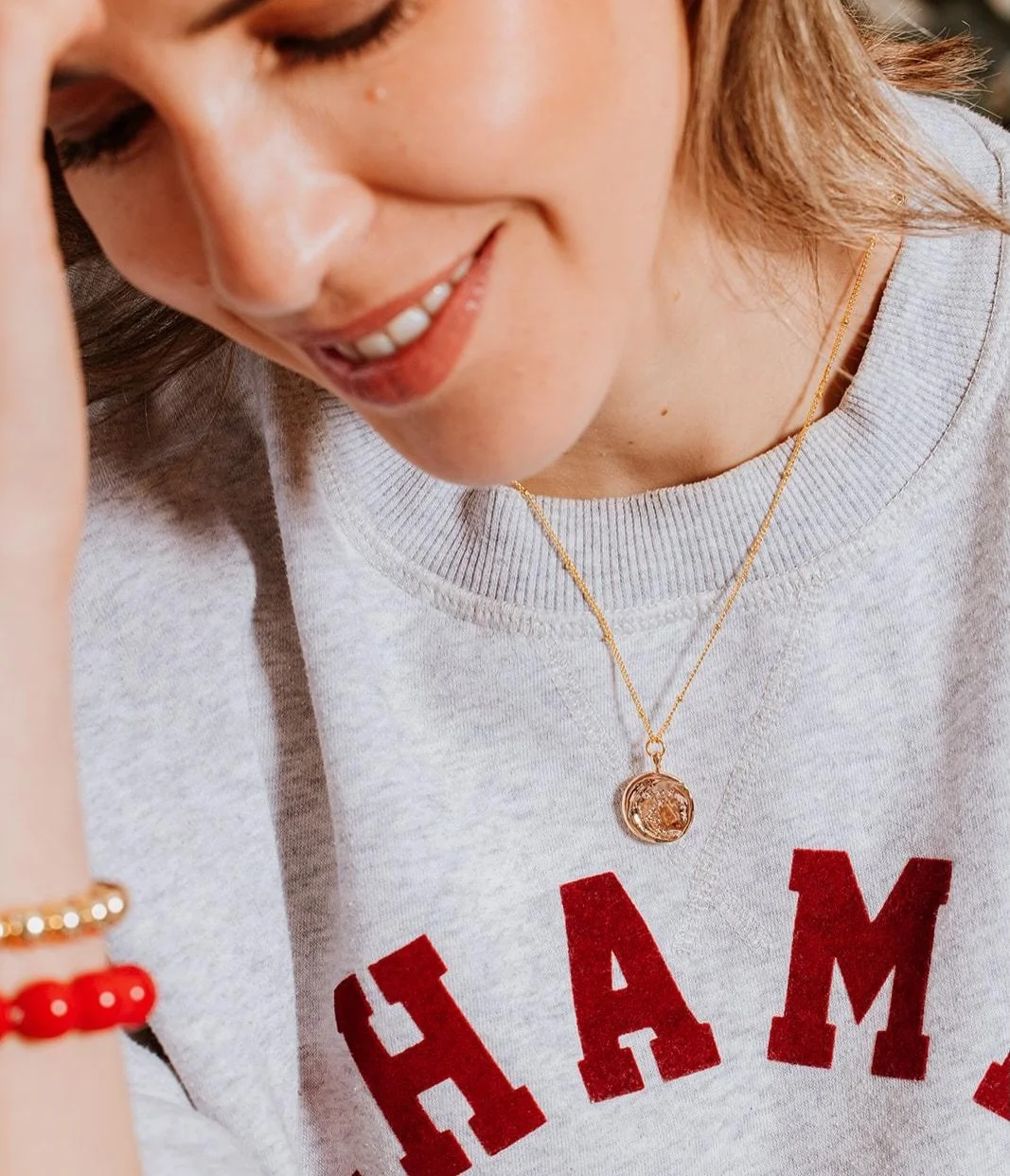 The gold moon &amp; stars pendant necklace is designed for everyday elegance, the kind of piece you never have to take off. 

Whether you&rsquo;re dressing up for brunch, heading to work, or keeping it casual in denim and a tee, this 18ct gold plated