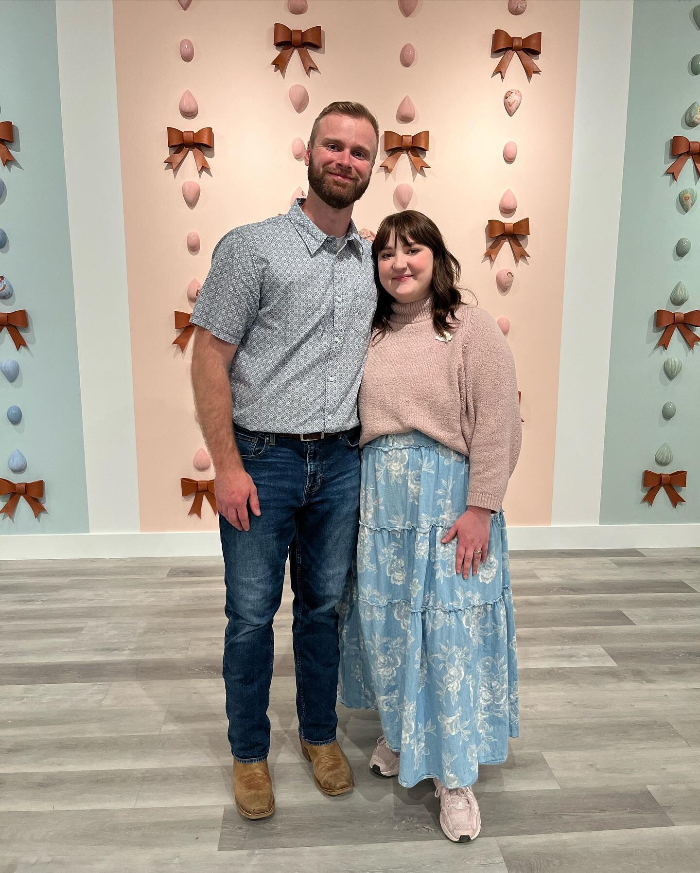 Sappy post for my amazing partner @codycarlson_10 He was an absolute MACHINE helping me install and deinstall this show. Not only that, he has given me unwavering support and encouragement throughout my whole experience here at Edinboro. It&rsquo;s b