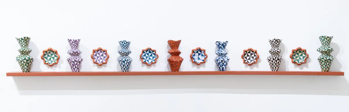 IN COMMON, IN CONTRAST, Installation of 7 Vessels and 6 Wall-Hangings