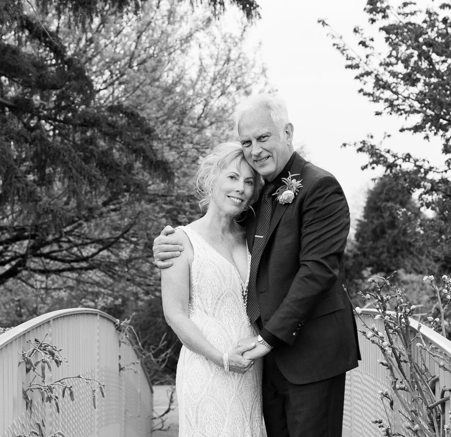 No posing. No prompting. Just two people completely at ease &mdash; with each other and the moment. 💫

This wedding was the definition of relaxed. Nothing forced, nothing overly styled &mdash; just genuine connection and quiet joy unfolding naturall