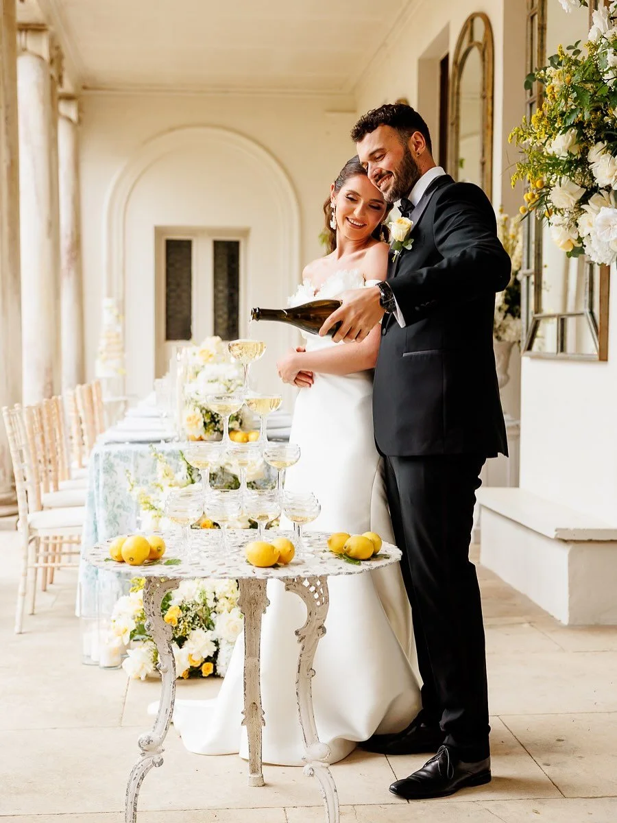 🥂✨ Champagne tower magic ✨🥂
Overflowing glasses, a stunning couple, and the dreamiest creative team bringing it all together 👇
Concept &amp; Planning &ndash; @jenniecolbourneweddings
Event Planning &amp; Styling &ndash; @cieloeventplanning
Venue &