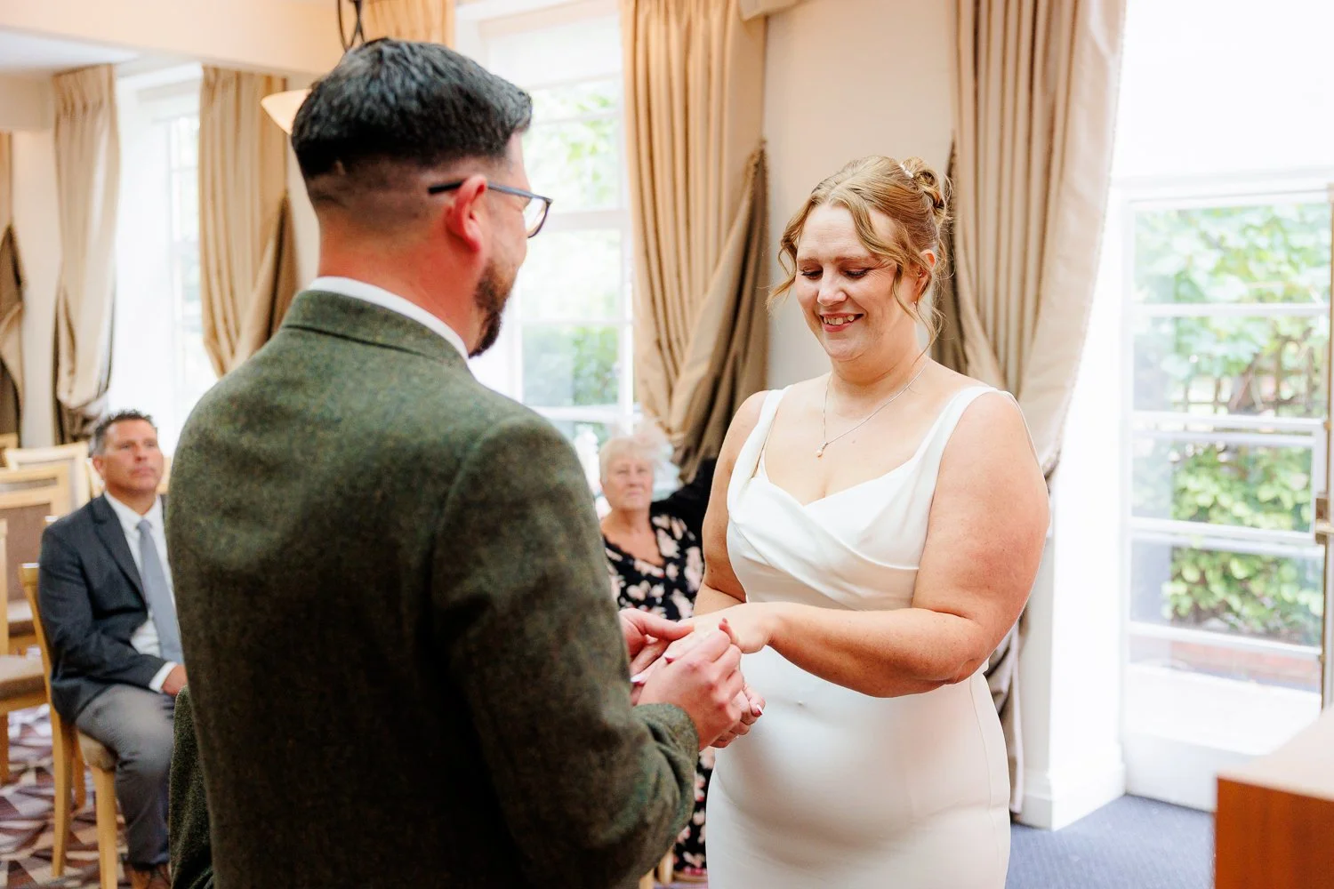 Swindon Wedding Stephen Baron Photography; Thatcham ; 3-4.jpg